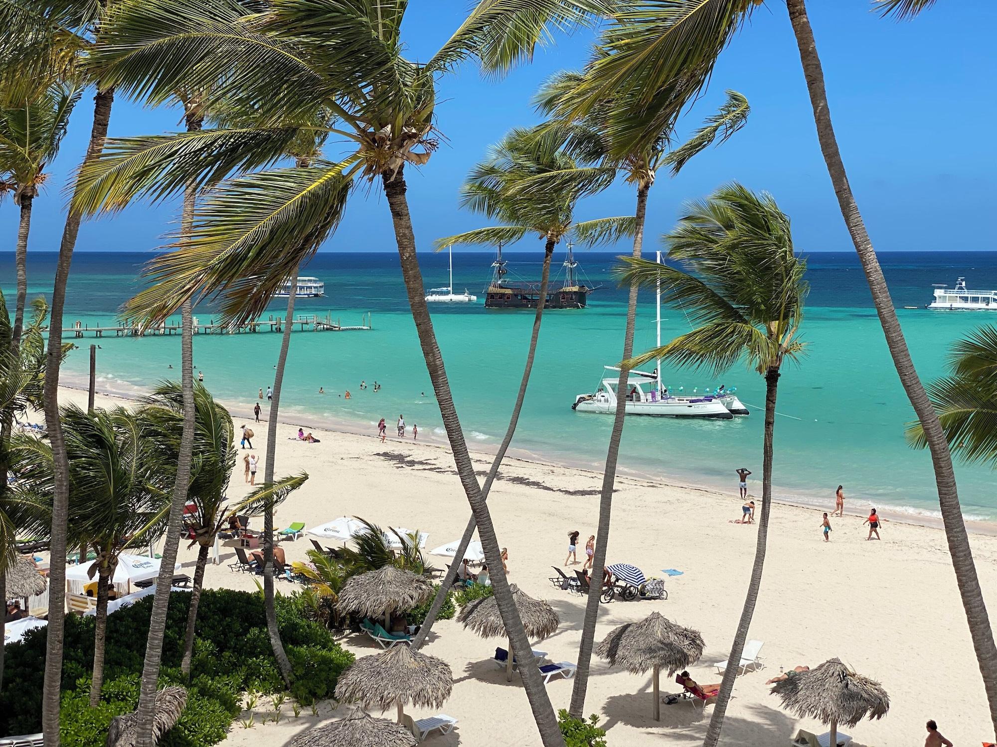 Varios TROPICAL ESCAPE - SUITES and STUDIOS