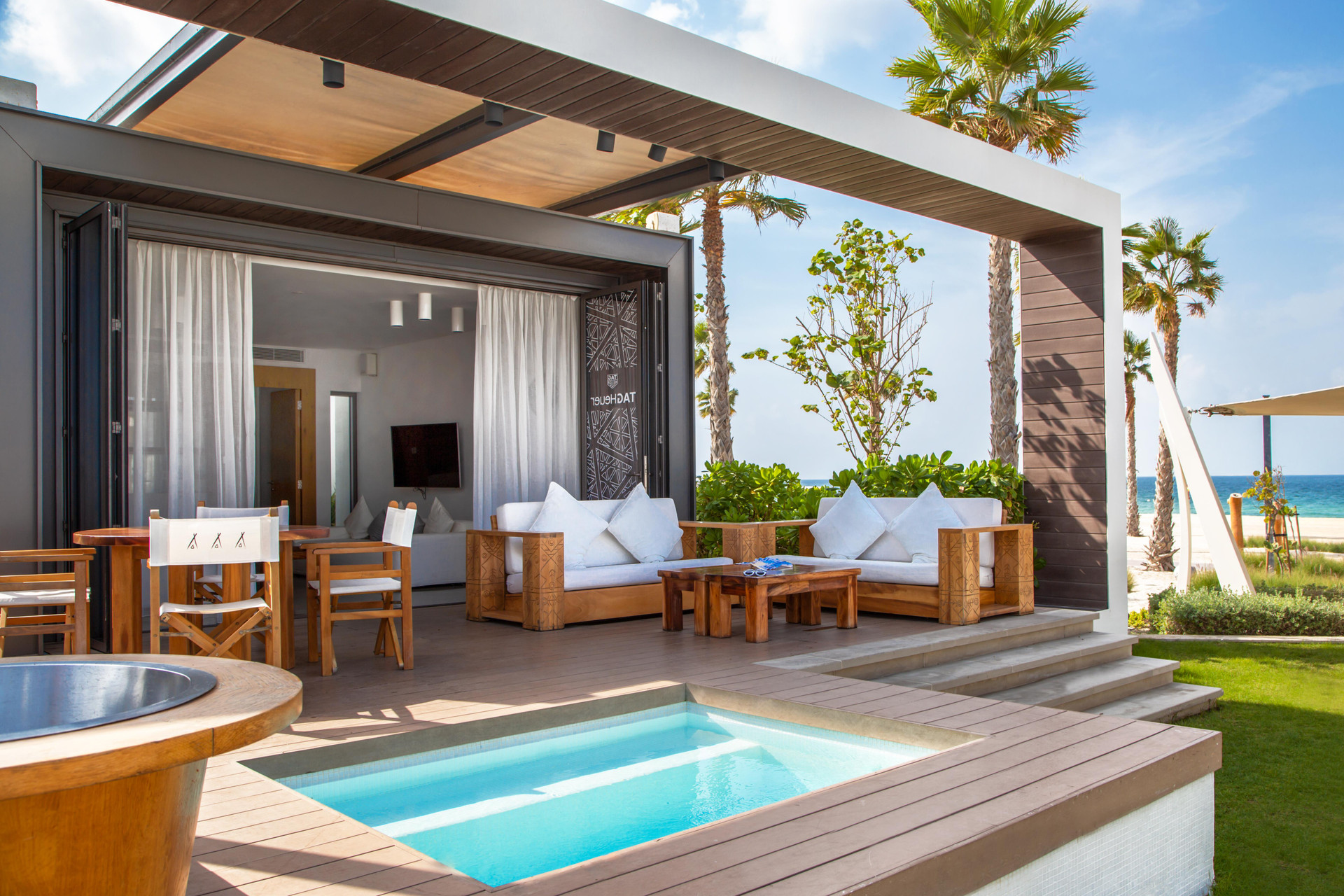 Playa Swissotel Al Ghurair
