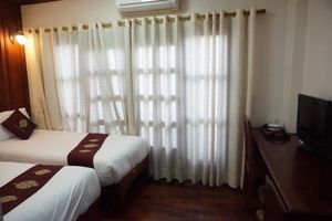 Alojamiento - Manorom Classy Hotel