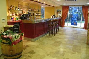 Alojamiento - Hotel Omega