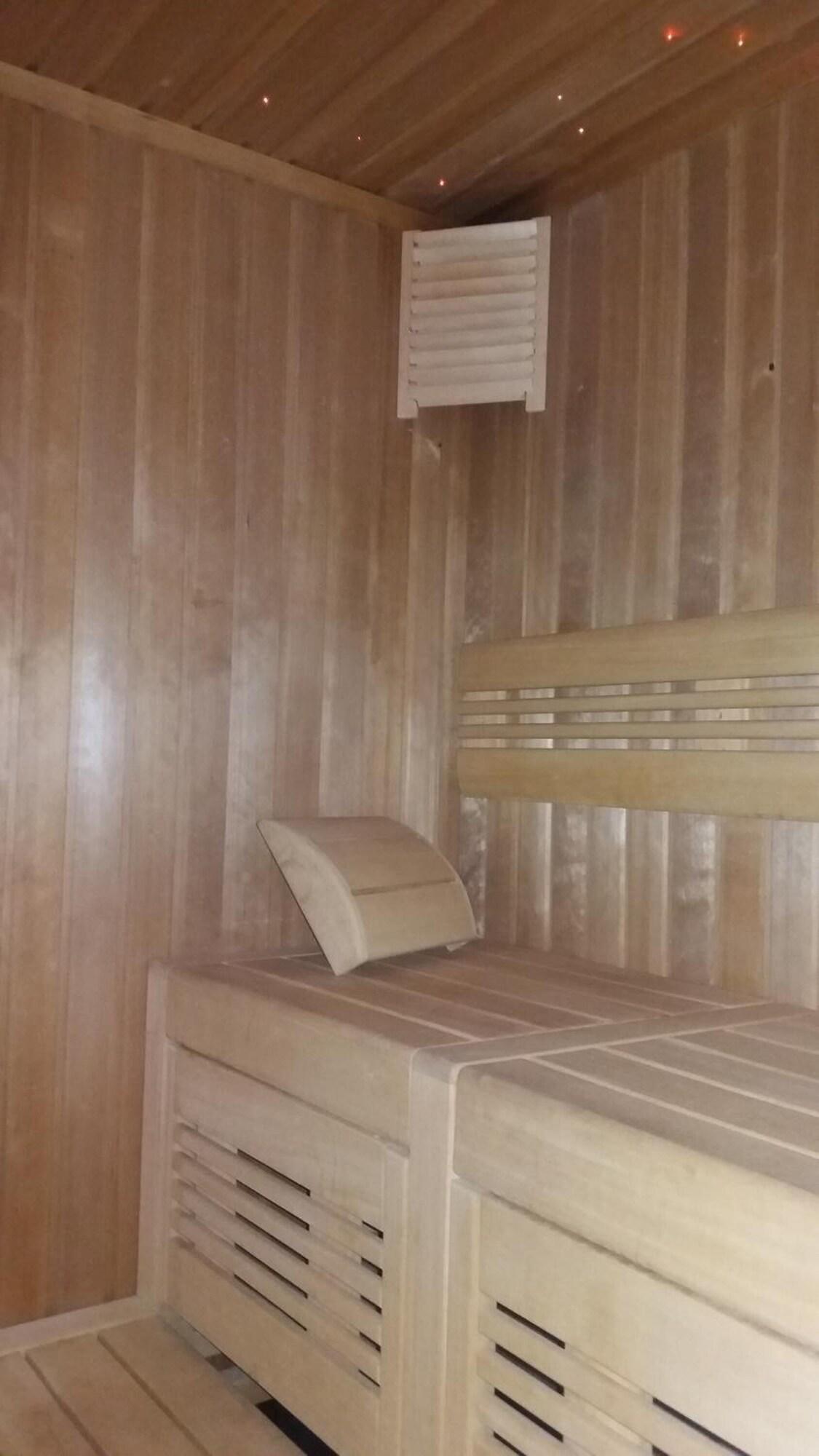 Spa Hotel & Tenniscenter Khail