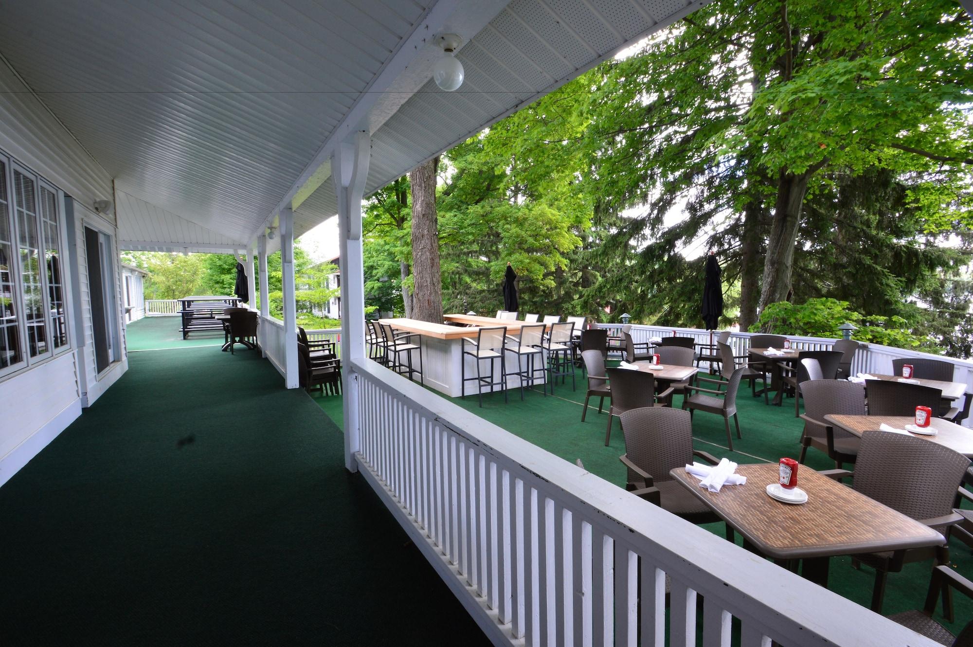 Restaurant Clevelands House Resort Muskoka