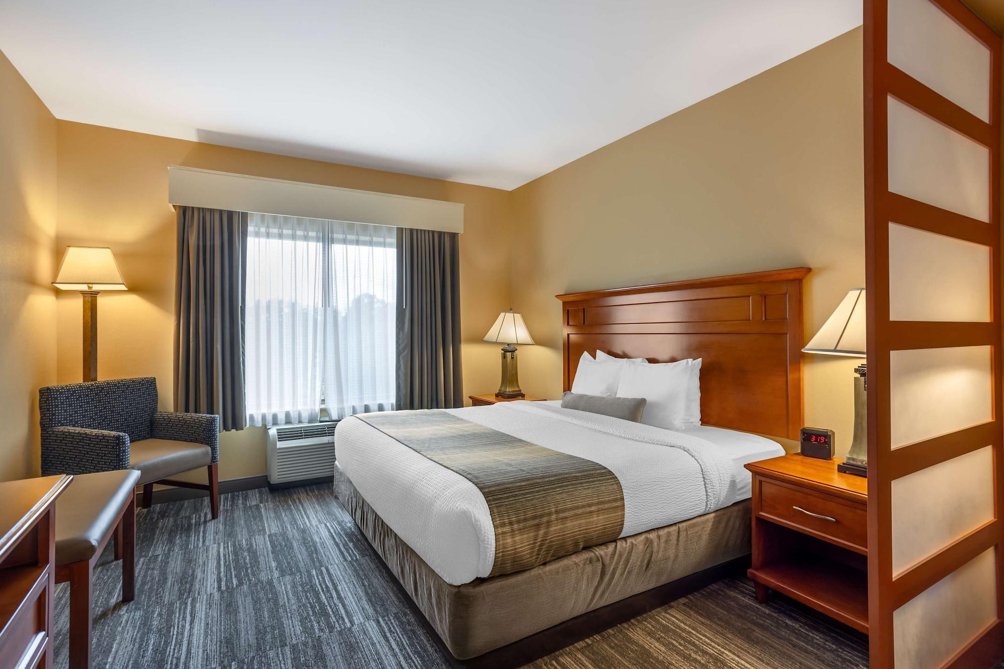 Habitación Best Western Plus University Park Inn & Suites