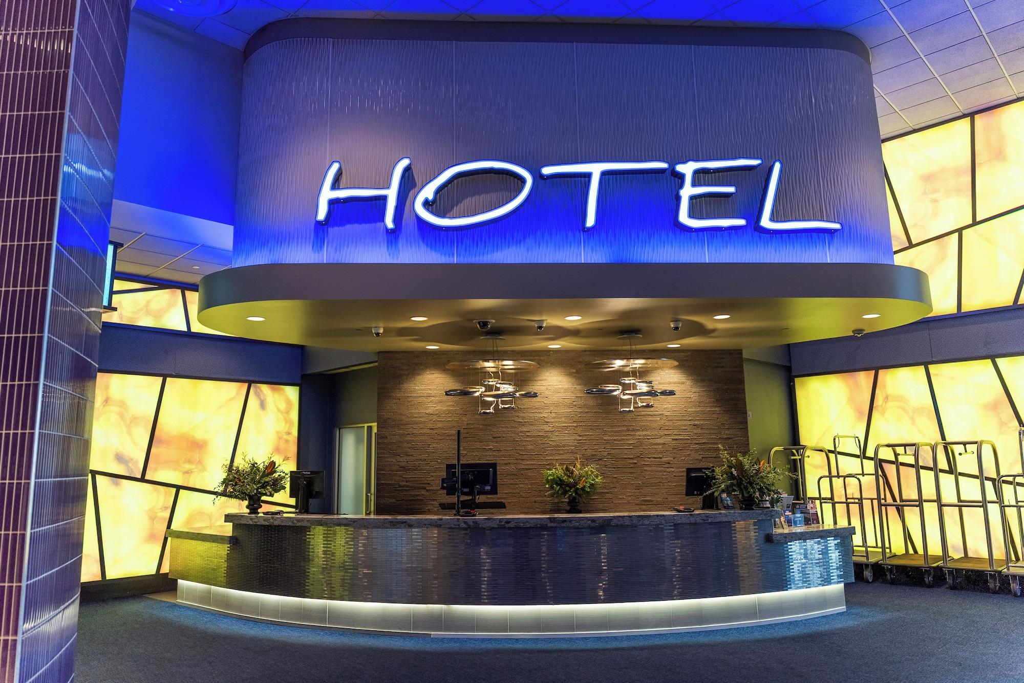 Vista Lobby 12 Tribes Omak Casino Hotel