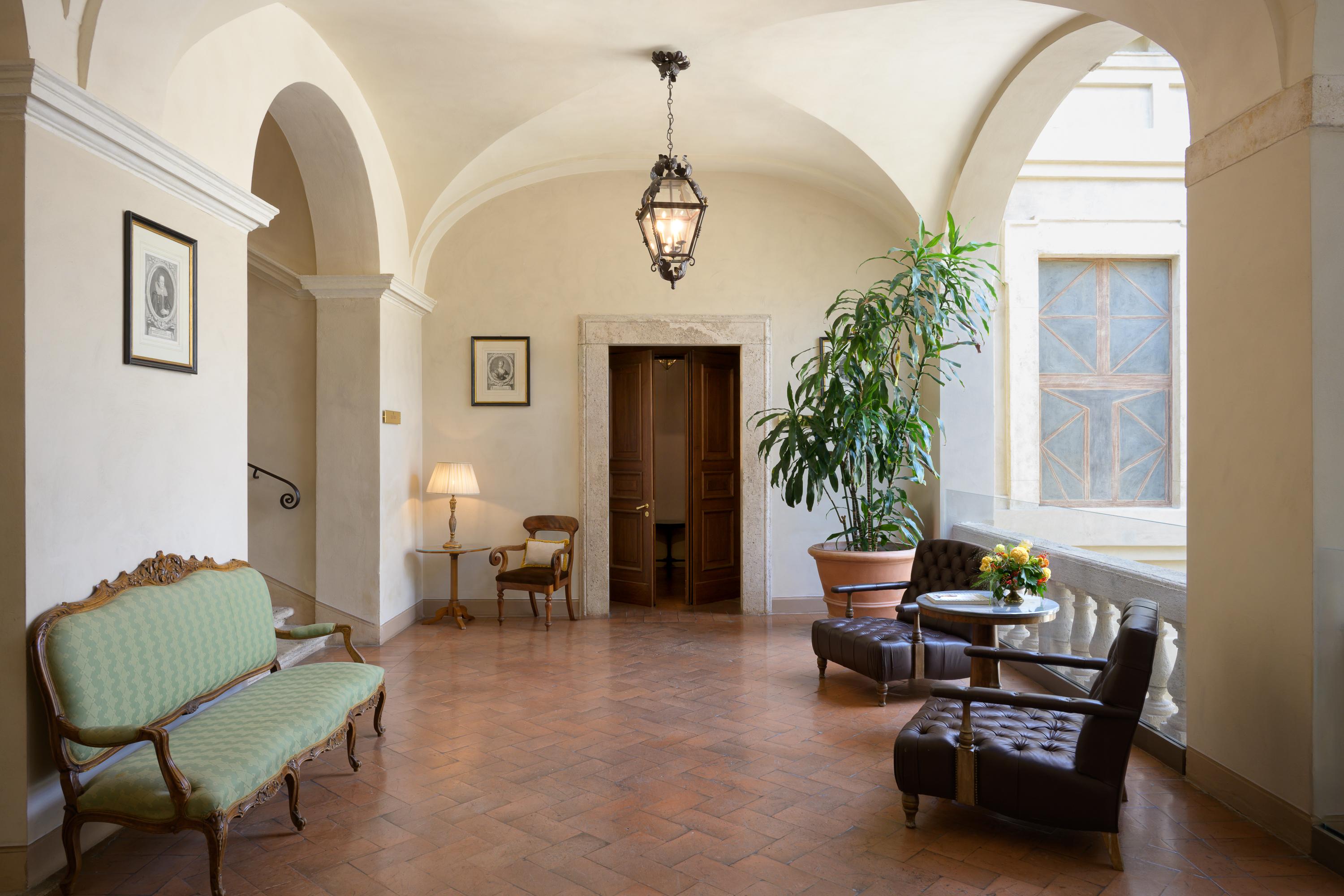 Vista Lobby Grand Hotel Continental Siena – Starhotels Collezione