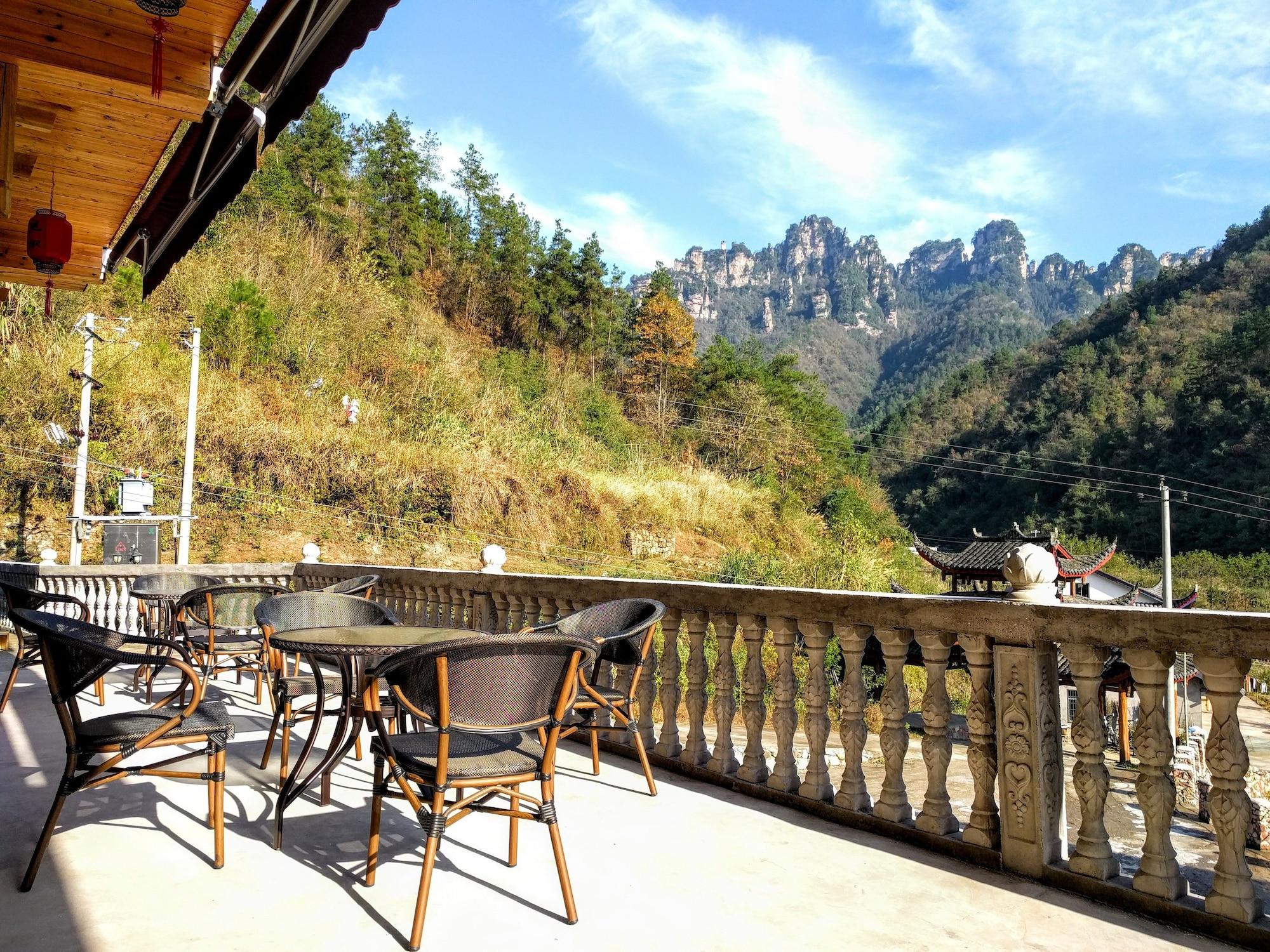 Varios National Park MINI Inn - Yangjiajie