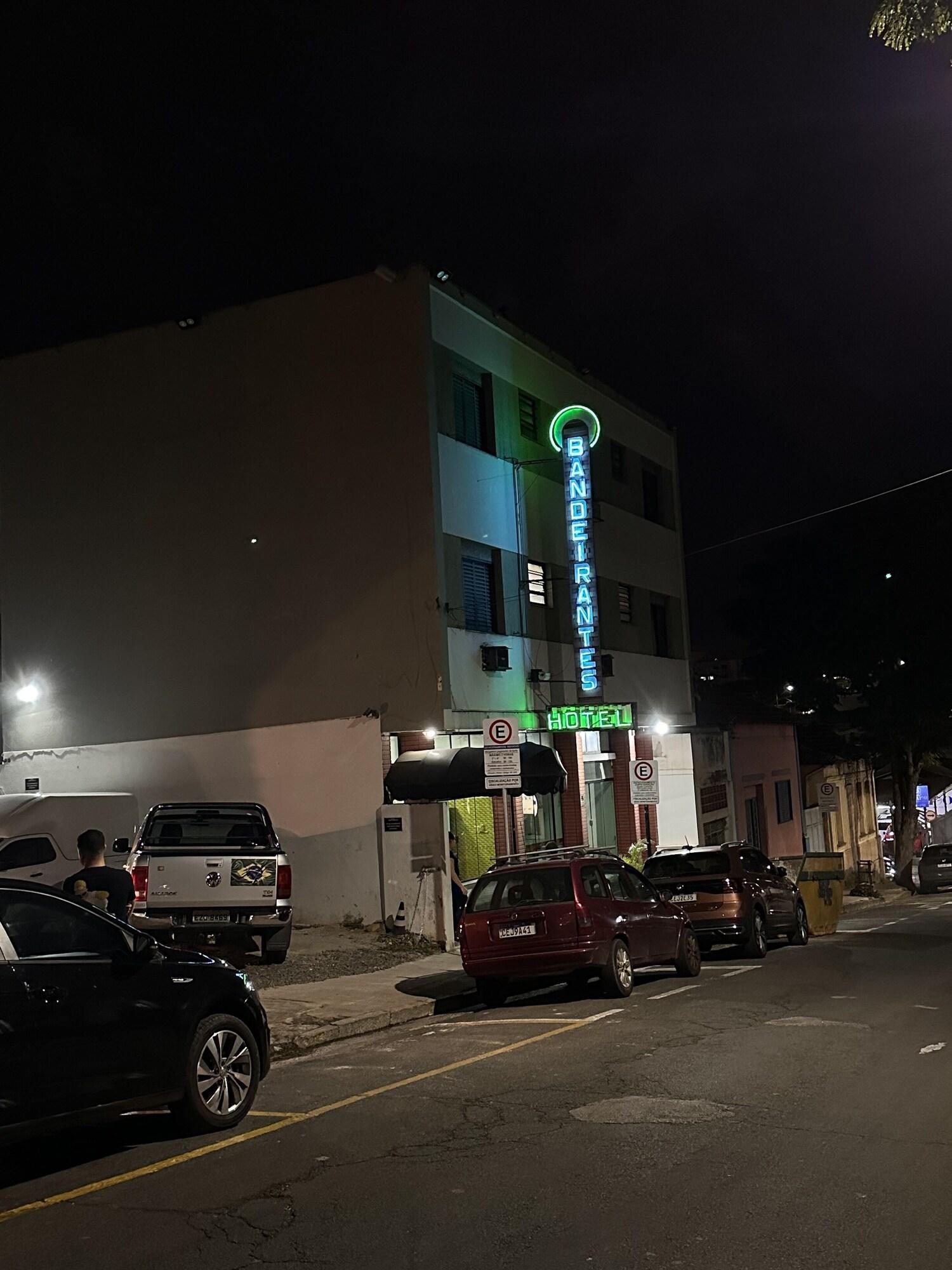 Vista Exterior Hotel Bandeirantes