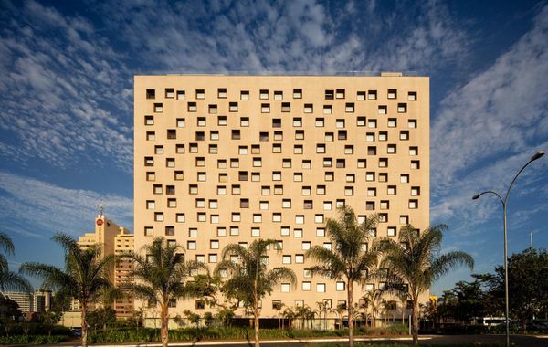 B Hotel Brasília