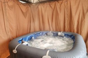 Alquiler Vacacional - Centrally Located 1500 SqFt Private Guest Suite w/ Hot Tub