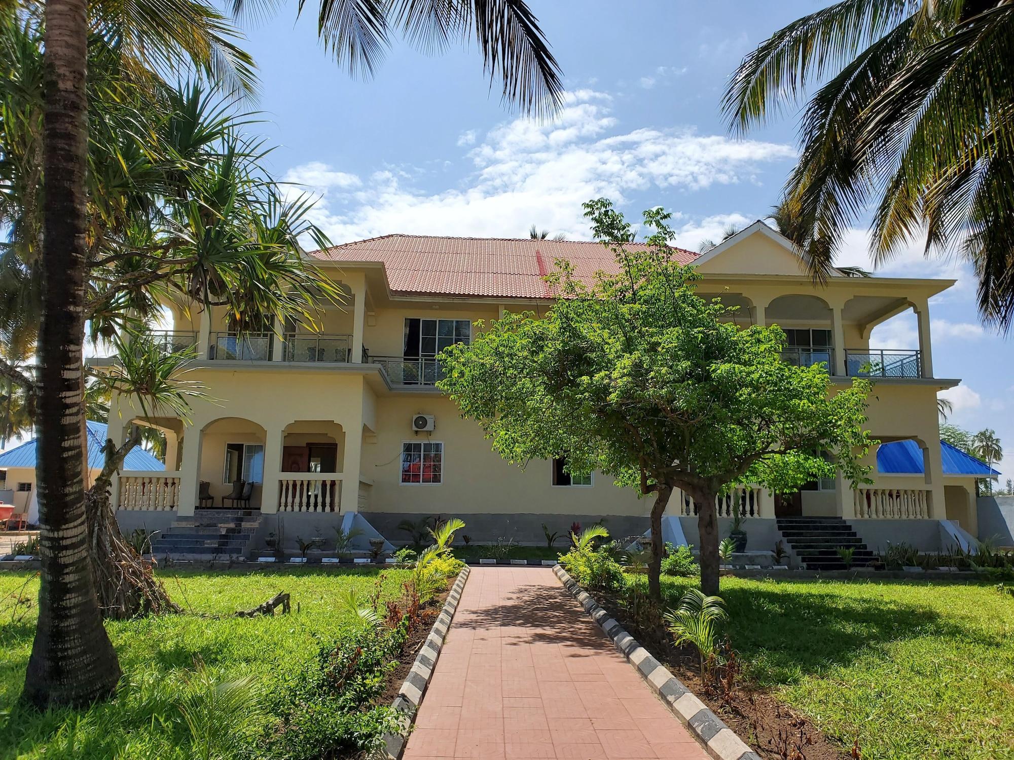 Vista Exterior Pwani Silver Sand Beach Hotel