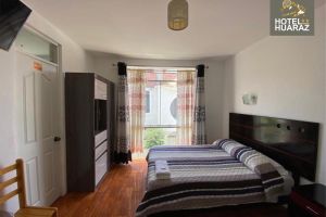 Alojamiento - HOTEL HUARAZ