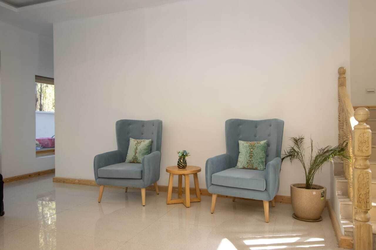 Vista Lobby Dragon Residency