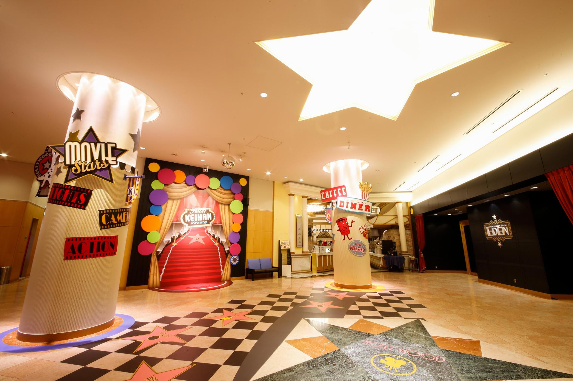 Vista Lobby Oriental Hotel Universal City