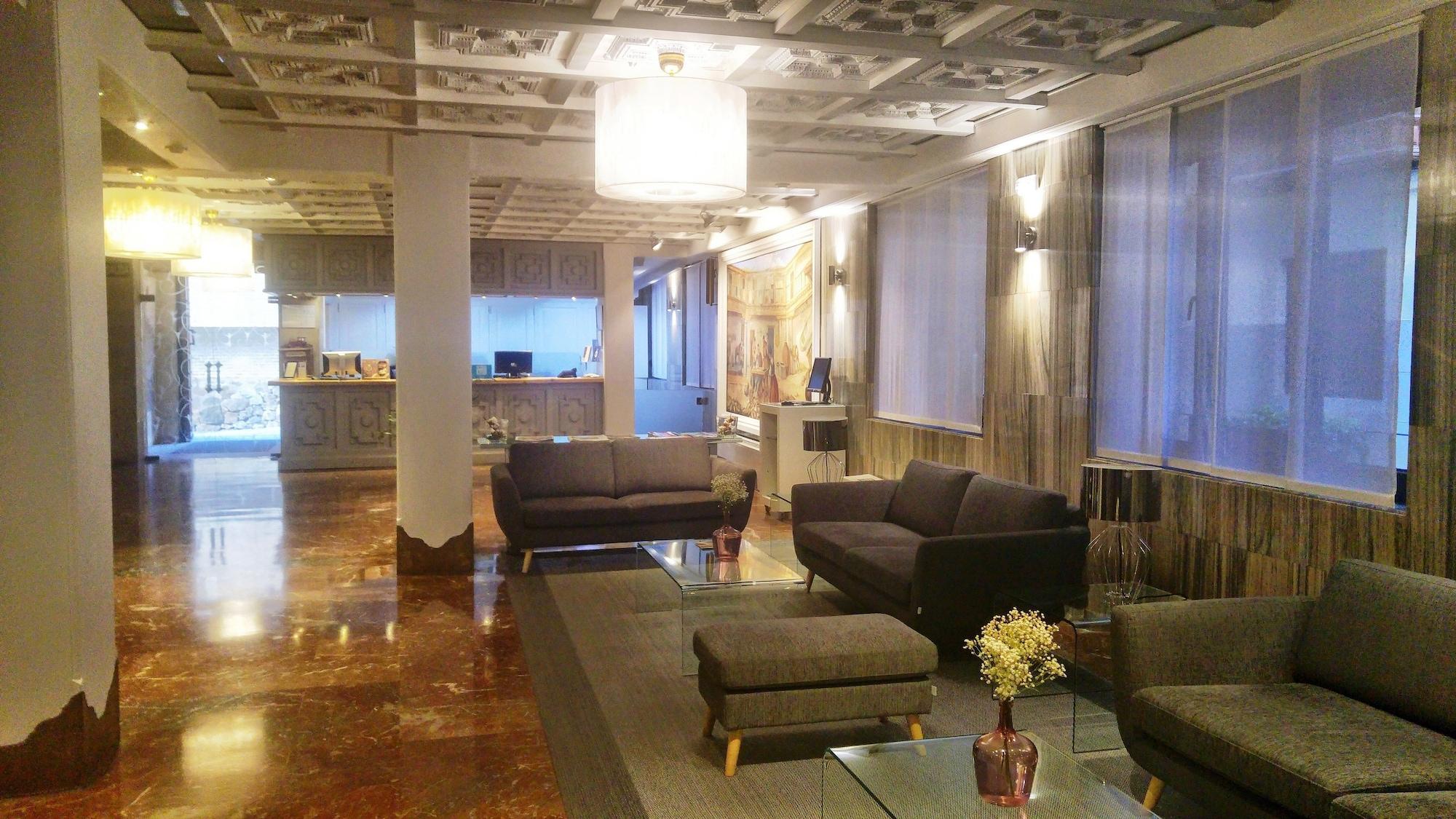 Vista Lobby Hotel Carlos V