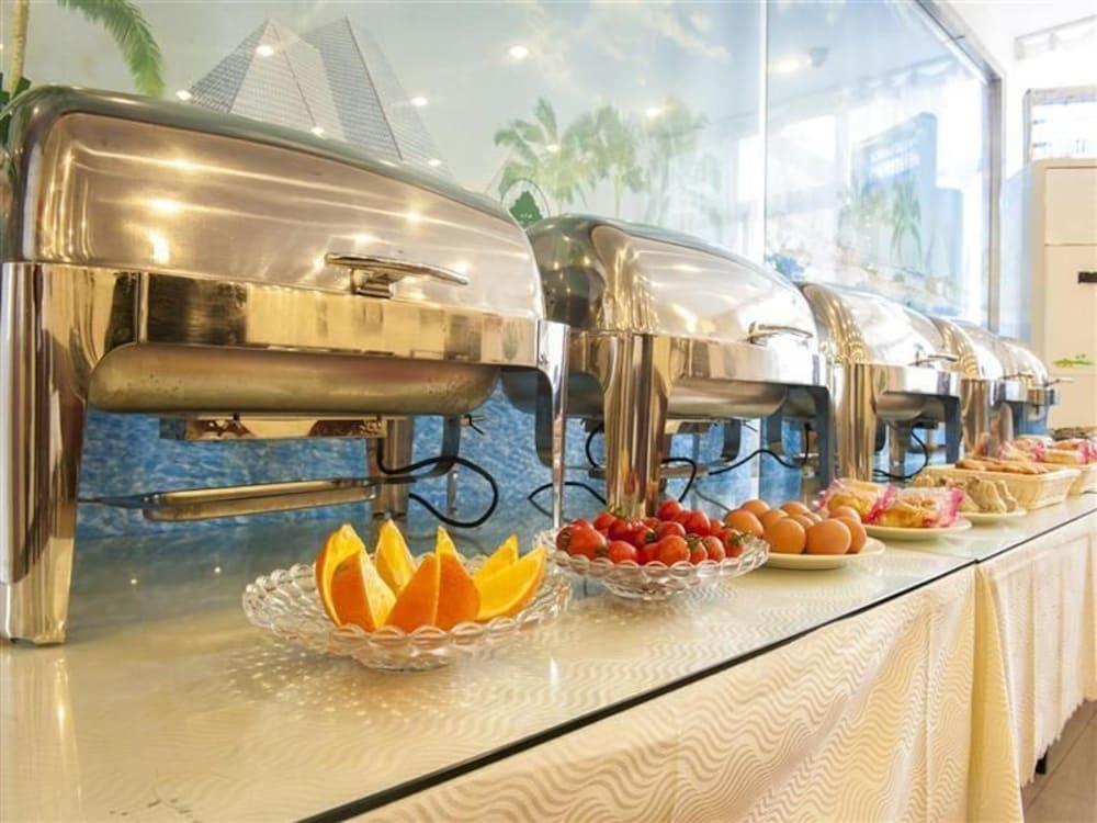 Restaurant GreenTree Inn Changzhou Dinosaur City Qingyang North Road Business Hotel