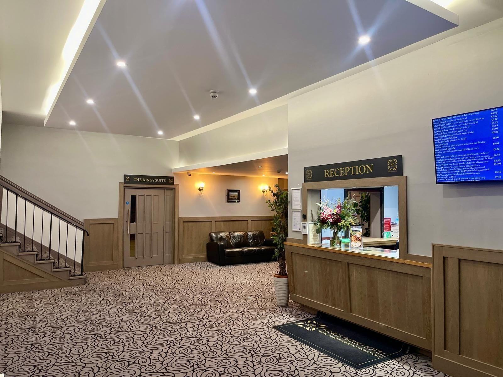 Vista Lobby Kings Park Hotel