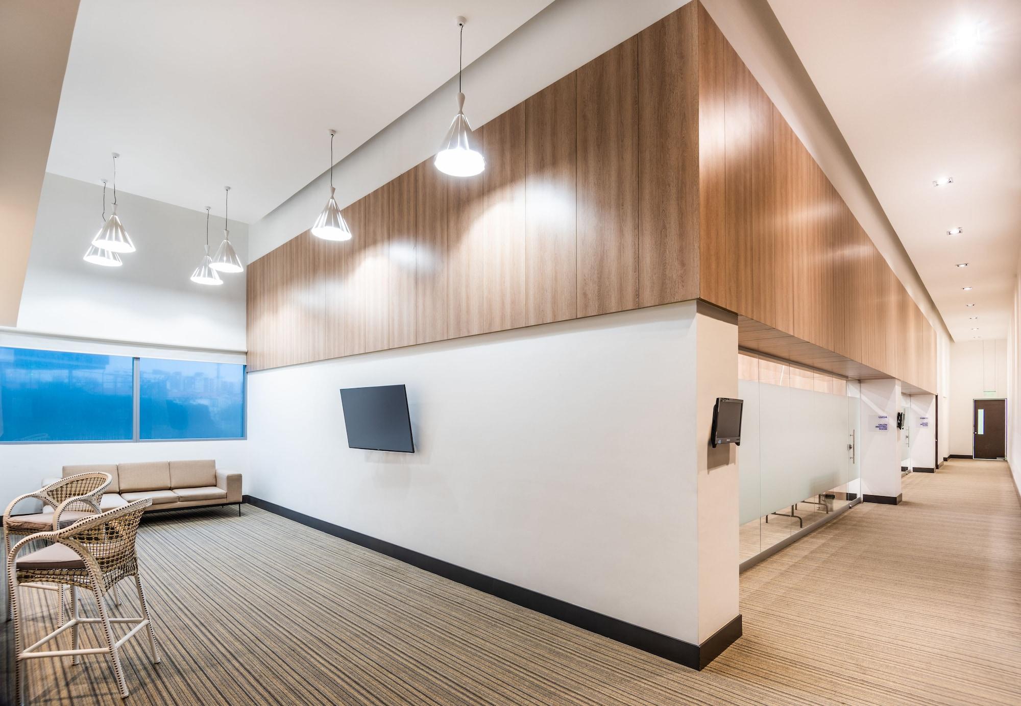 Vista Lobby Holiday Inn Express Barranquilla Buenavista by IHG