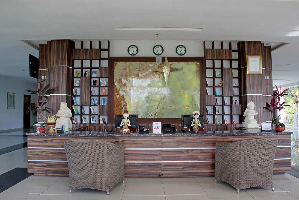 Vista Lobby RedDoorz near Dreamland Beach Uluwatu
