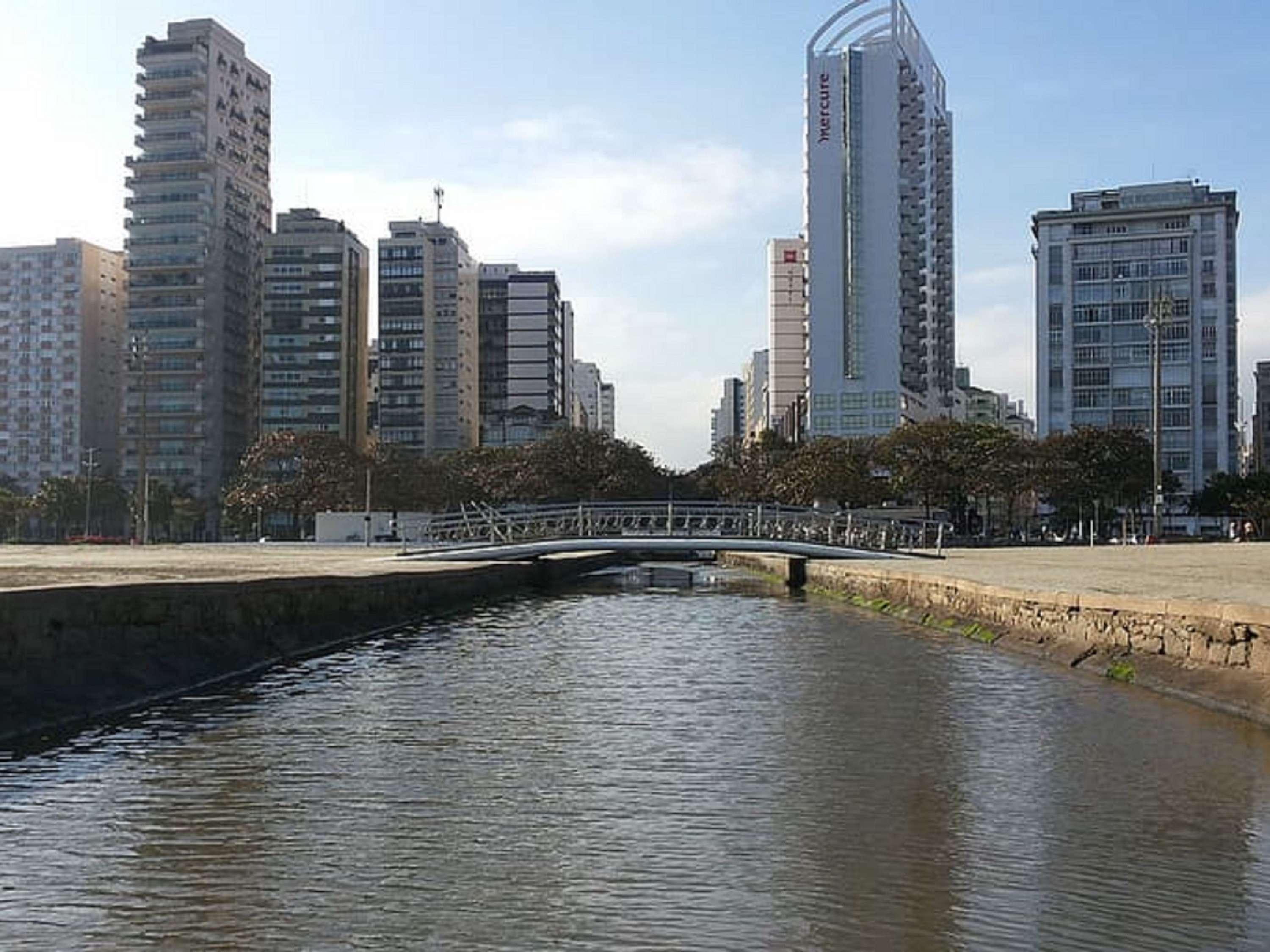 Instalaciones Recreativas Ibis Santos Gonzaga Praia