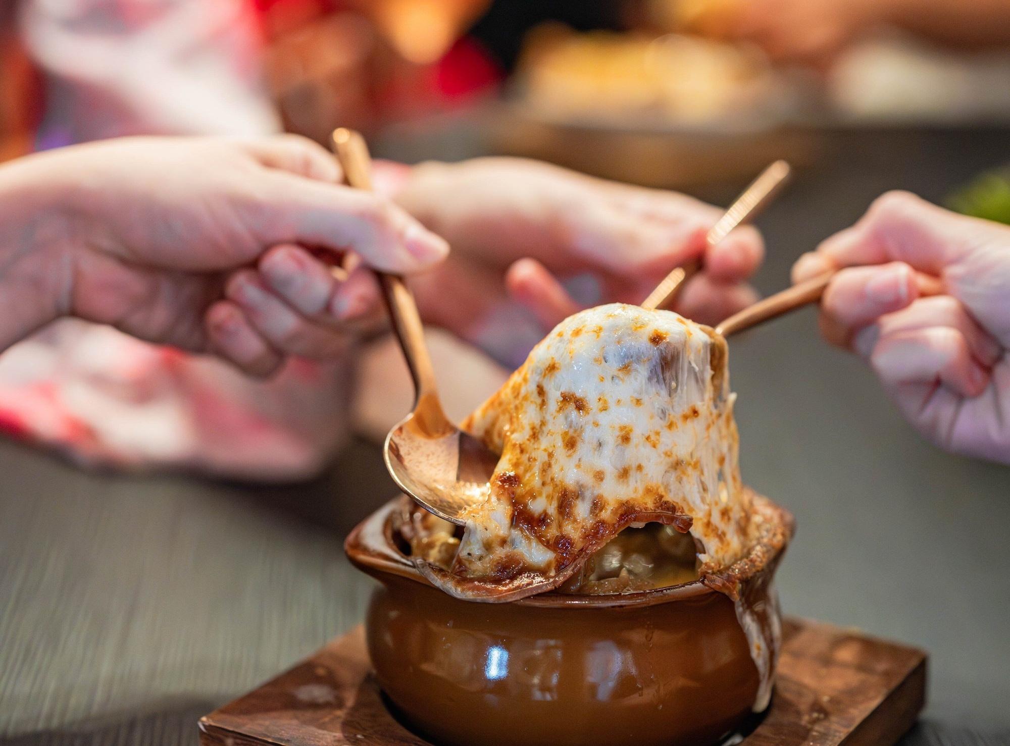 Restaurant voco Niagara Falls - The Cadence by IHG