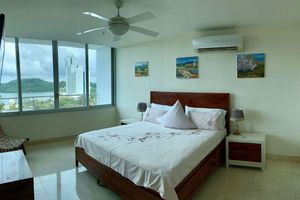 Alquiler Vacacional - Luxury apartment with private beach and sea view