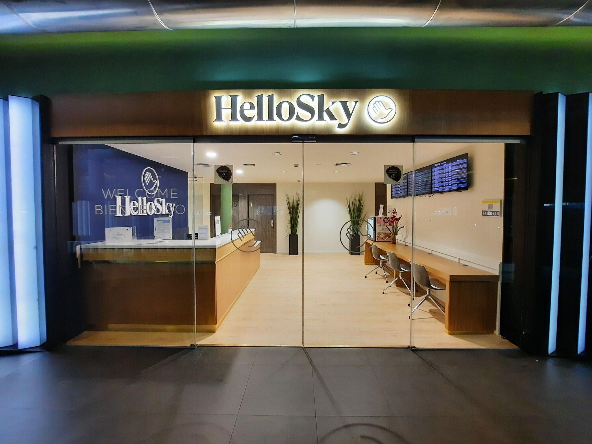 Varios Air Rooms Madrid by HelloSky