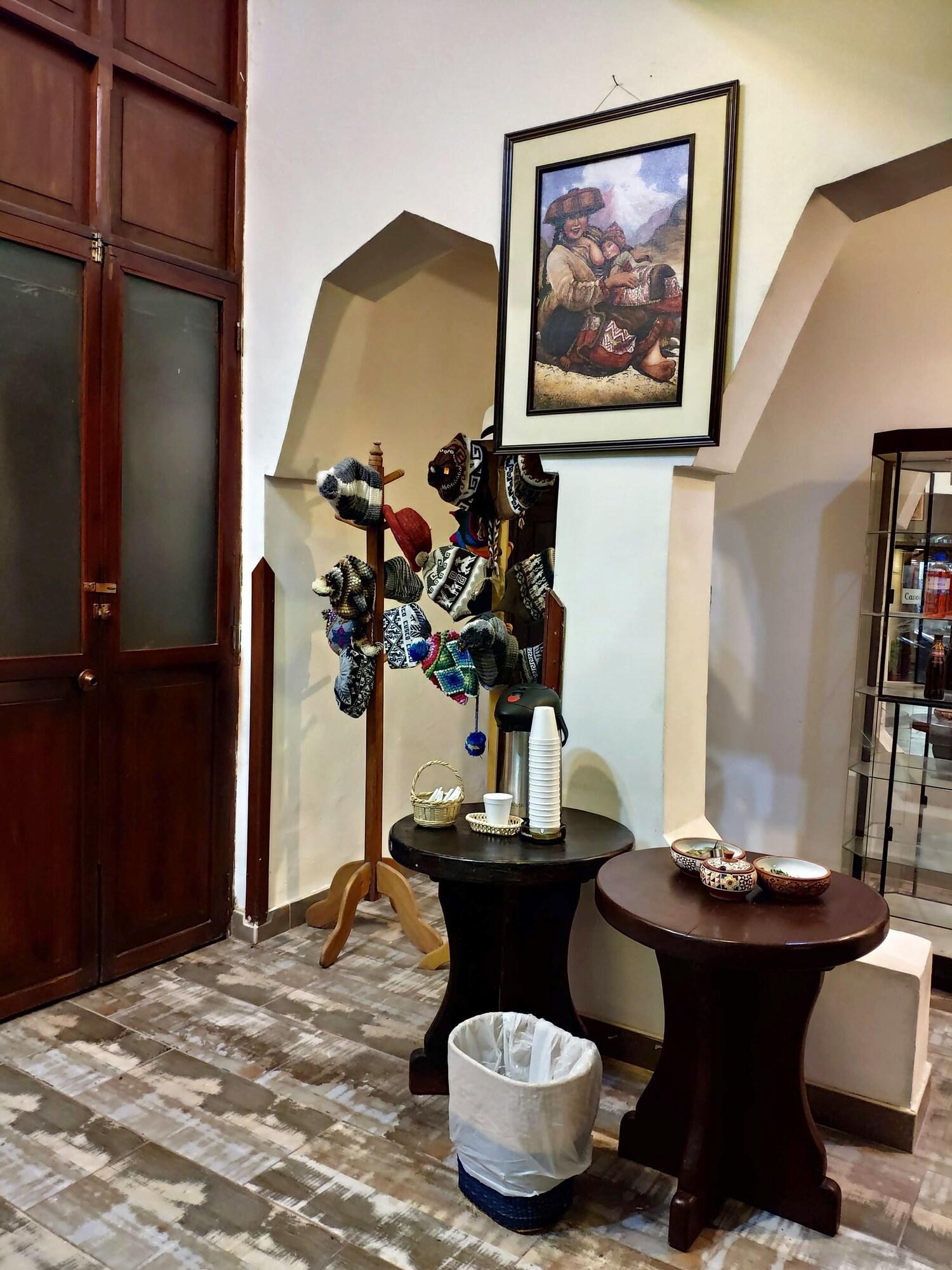 Vista Lobby Casona Quera