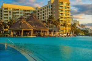 Alojamiento - The Westin Lagunamar Ocean Resort Beachfront Studio
