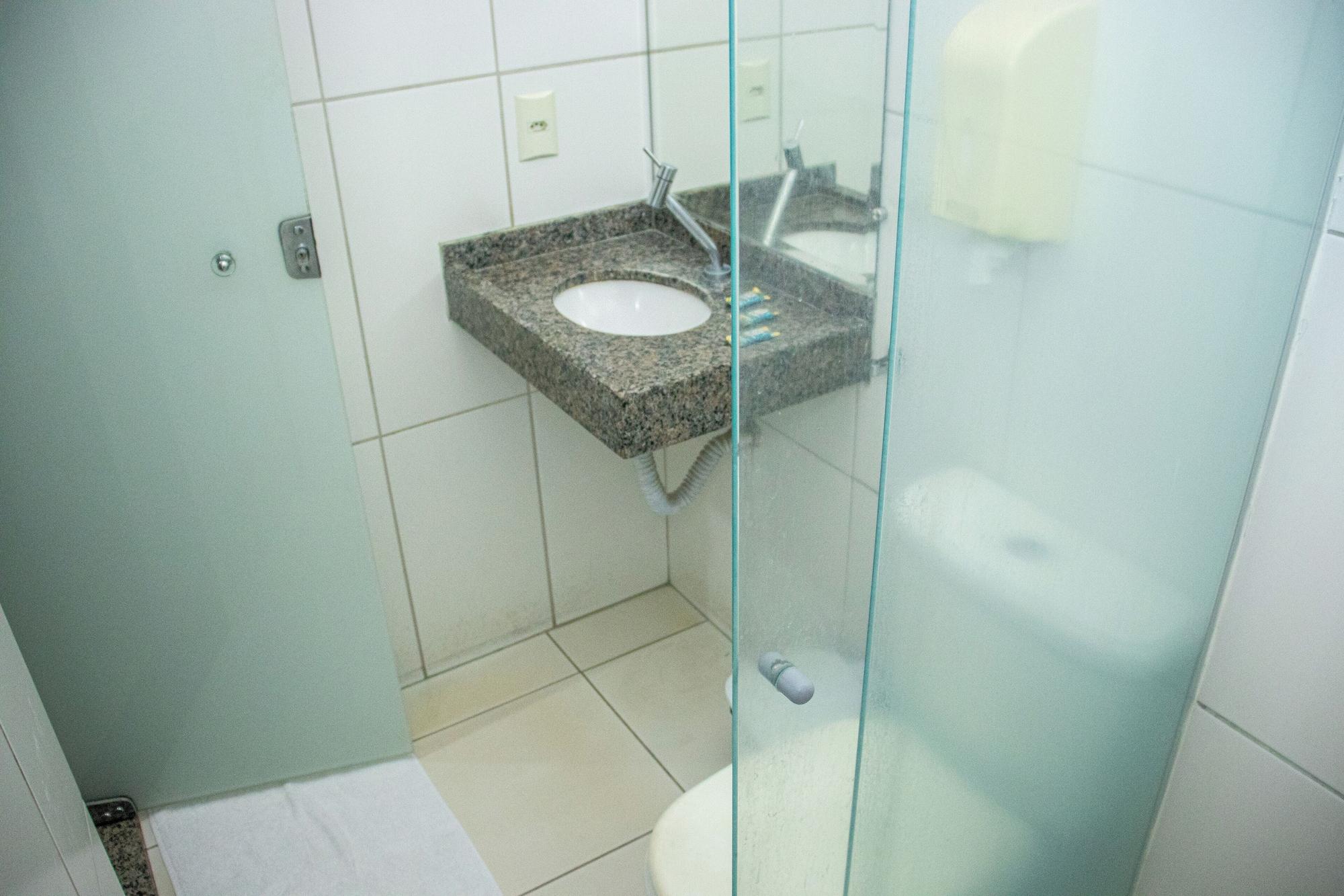 Equipamiento de Habitación Foavi Hotel