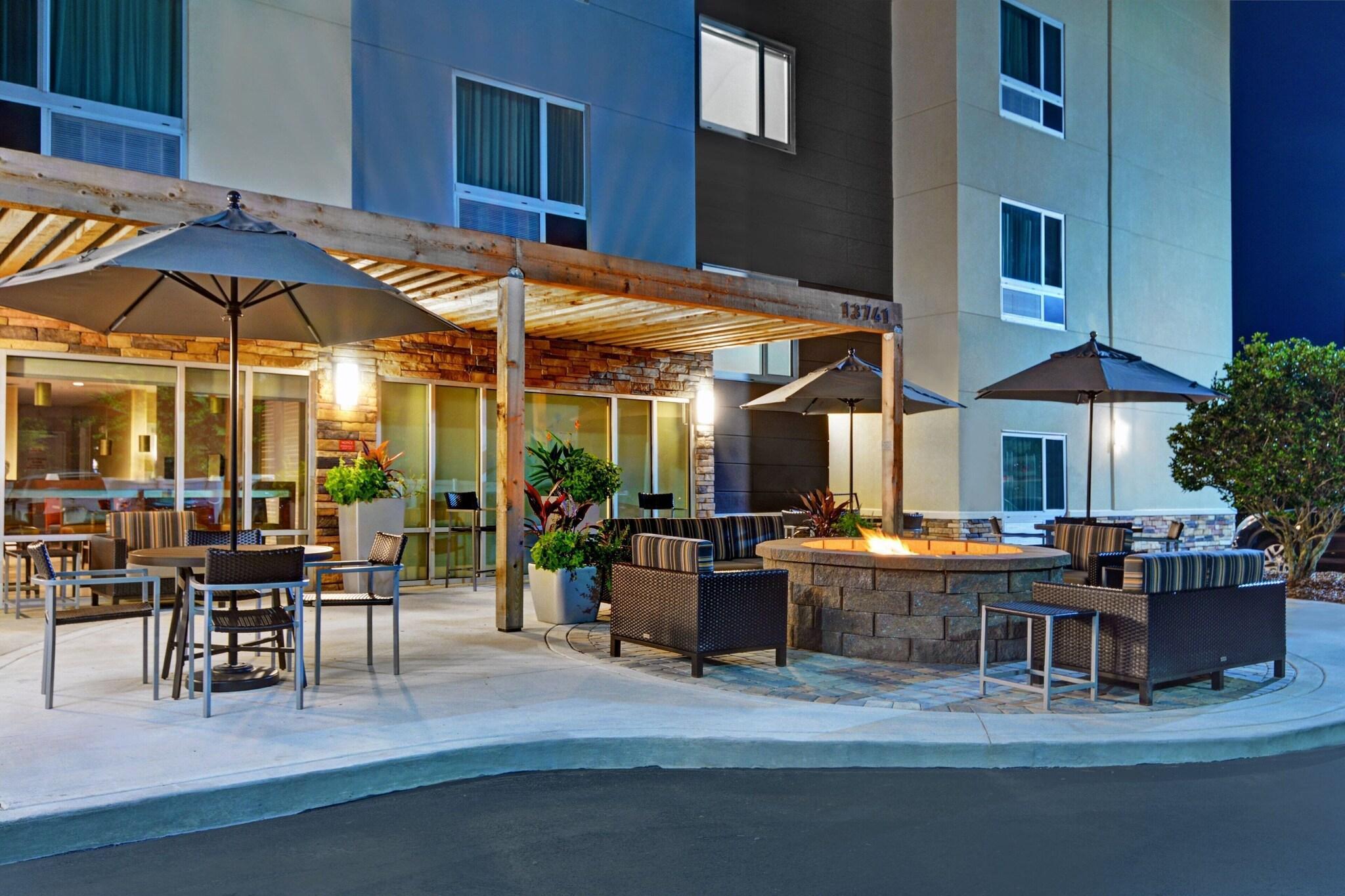 Bar/Salón TownePlace Suites by Marriott Jacksonville East