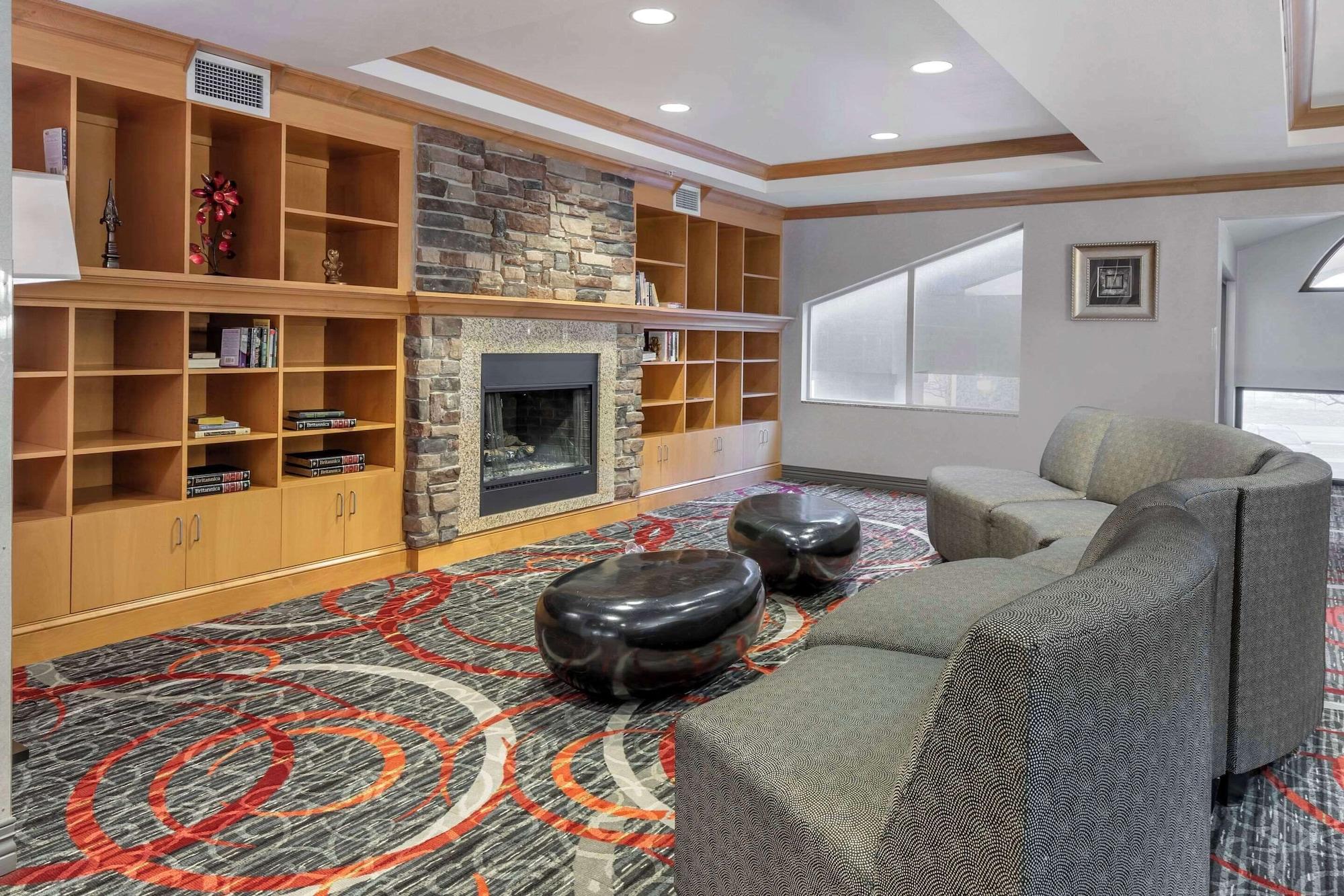 Vista Lobby Comfort Suites Boise West Meridian