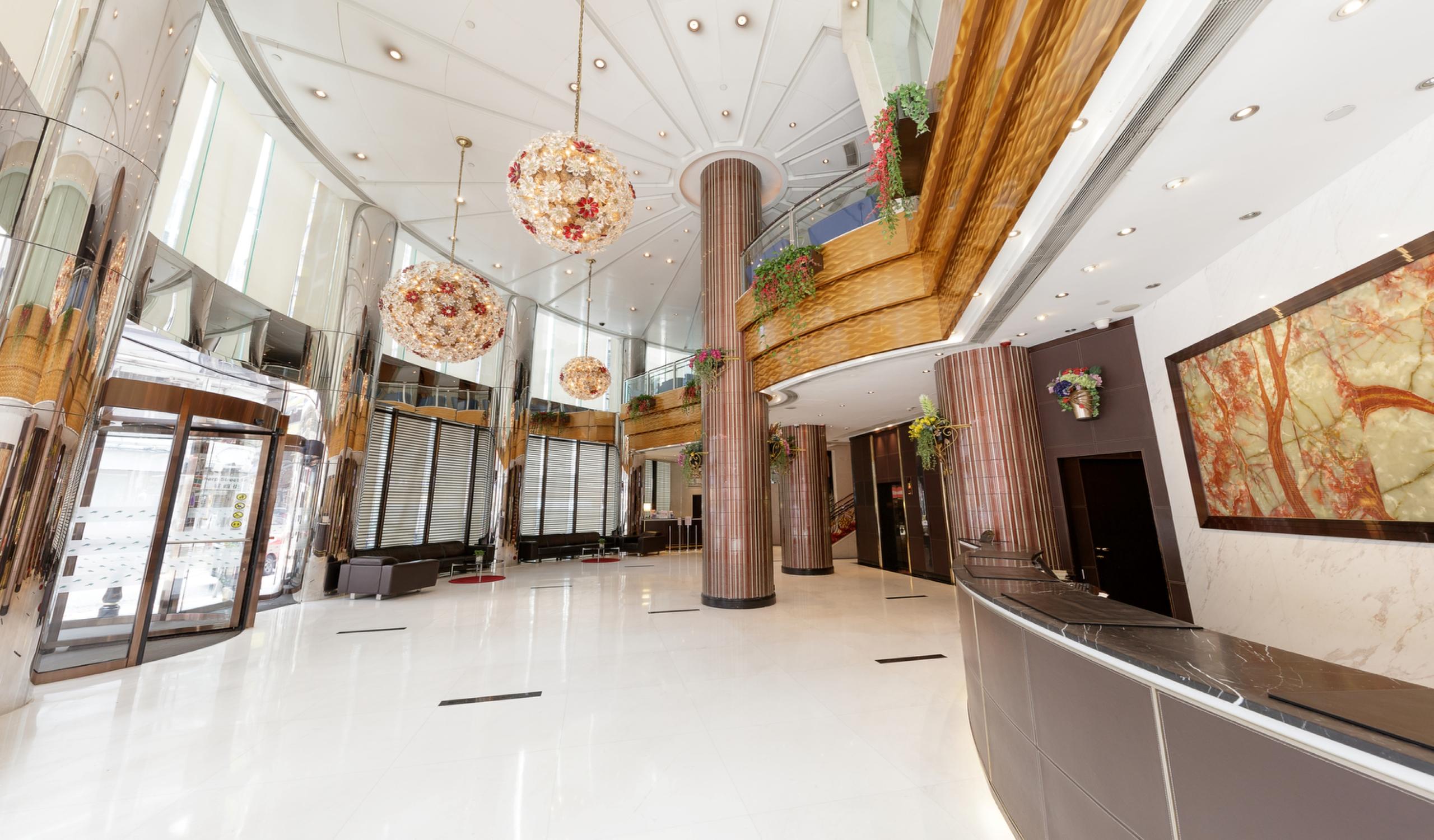 Vista Lobby South Pacific Hotel