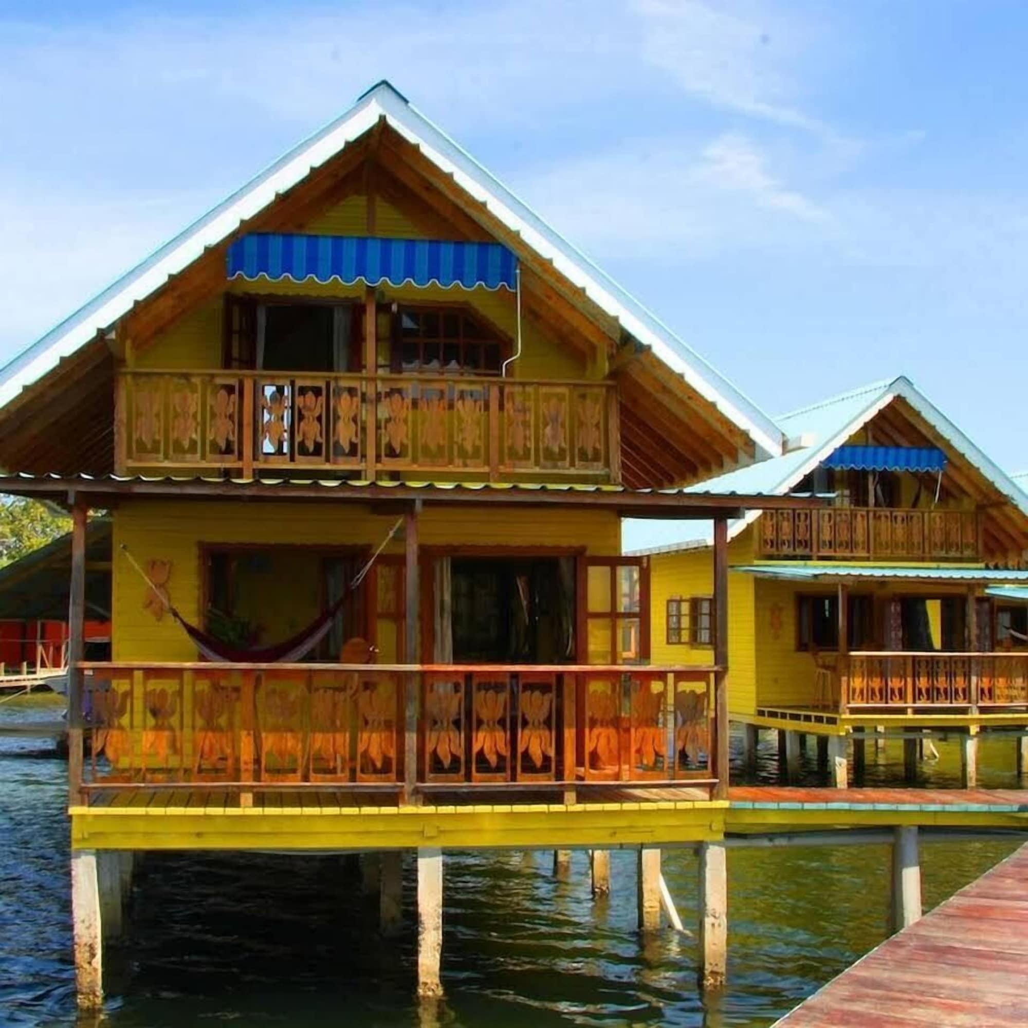 Varios Koko Acqua Lodge