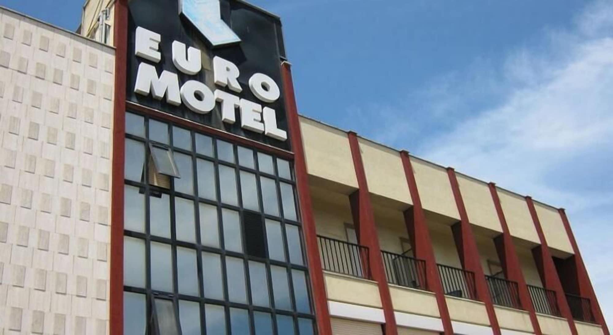 Varios Hotel Ristorante Euromotel Bari