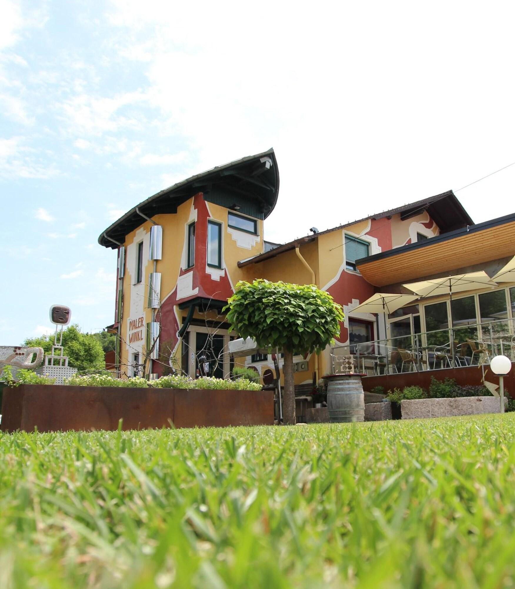 Vista Exterior Malerwinkl - Kunsthotel