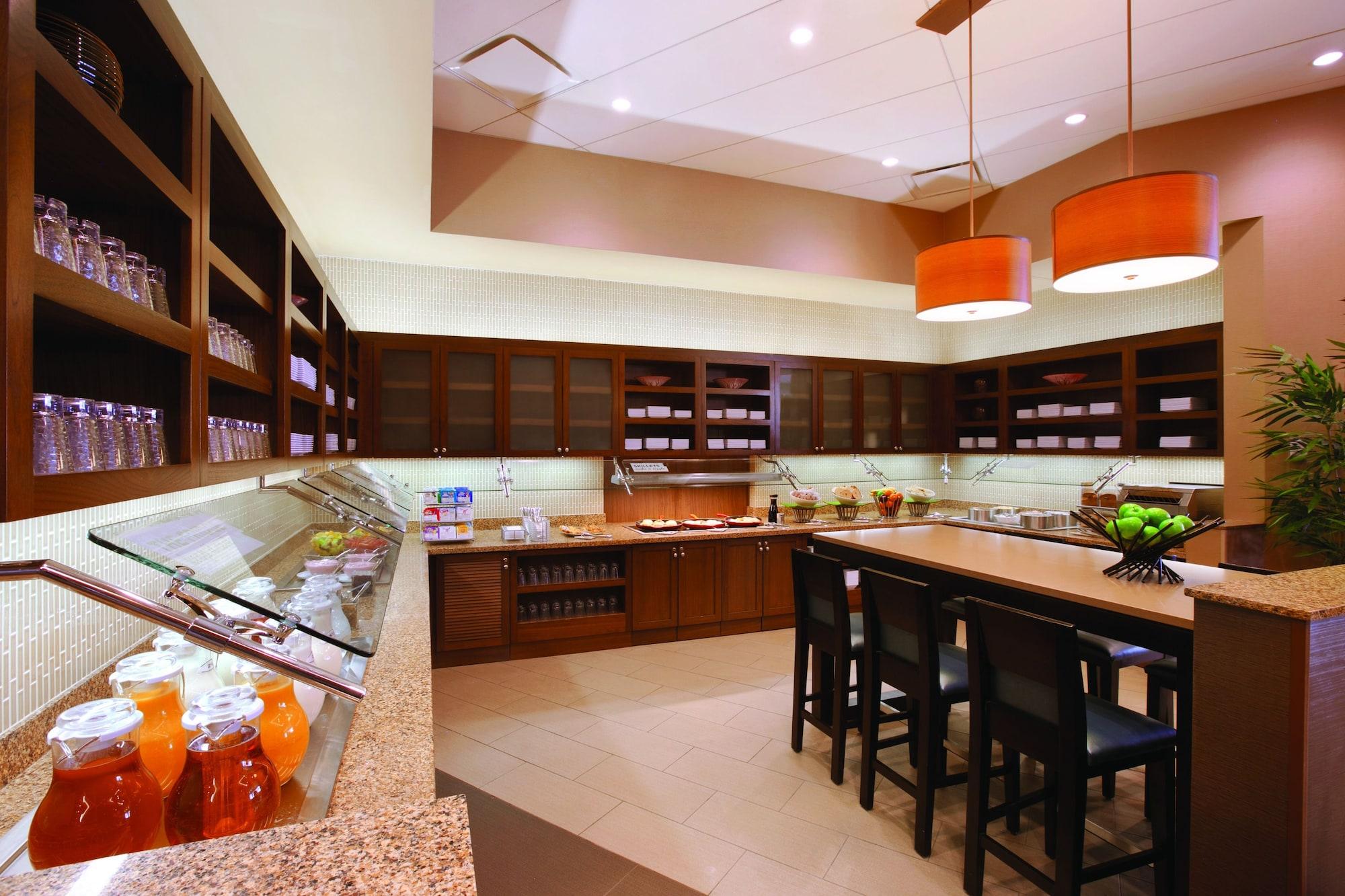 Restaurant Hyatt Place Chicago-South/University Medical Center