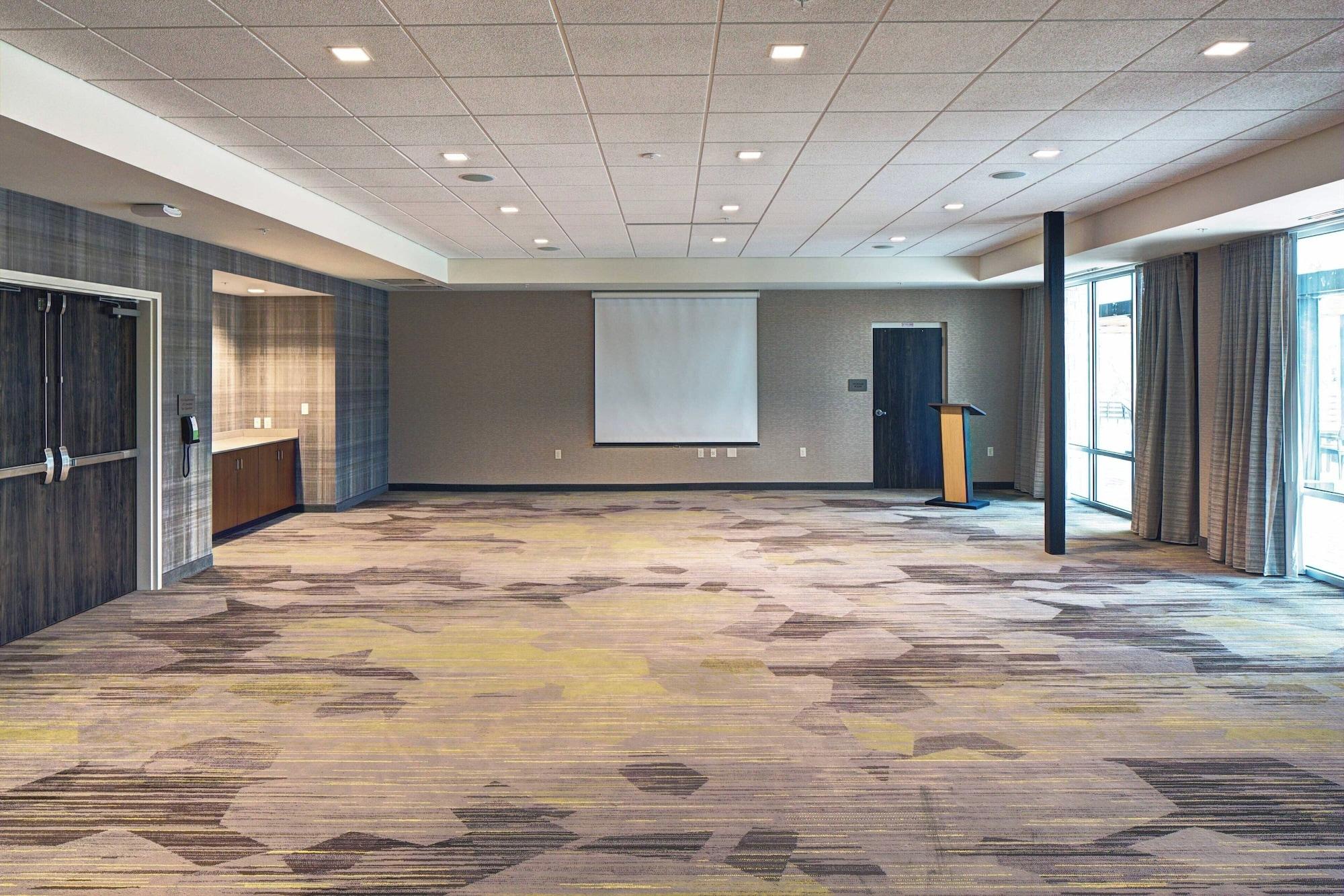 Sala de Reuniones Courtyard by Marriott Appleton Riverfront