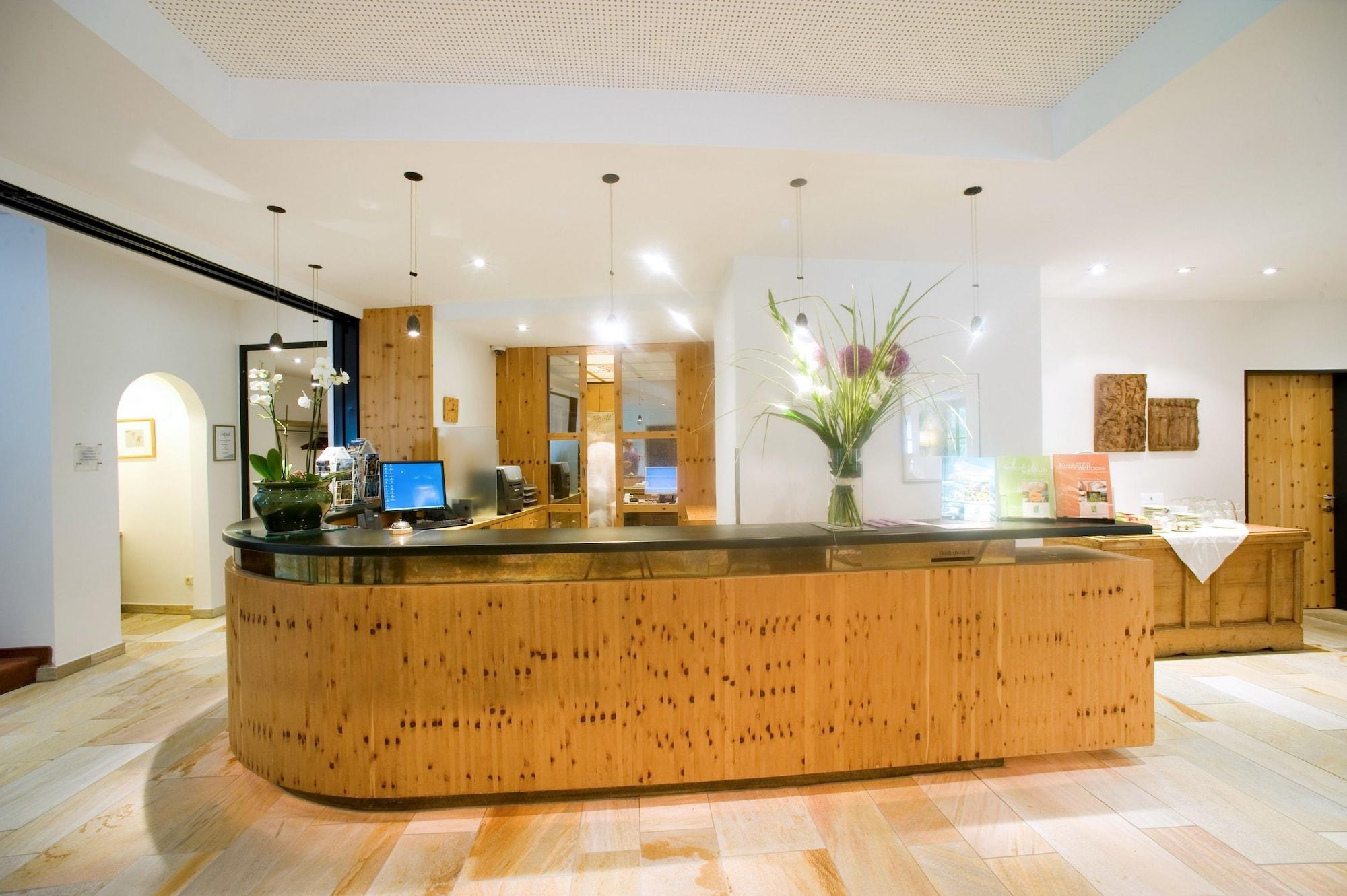 Vista Lobby Felbermayer Hotel & AlpineSpa - Montafon