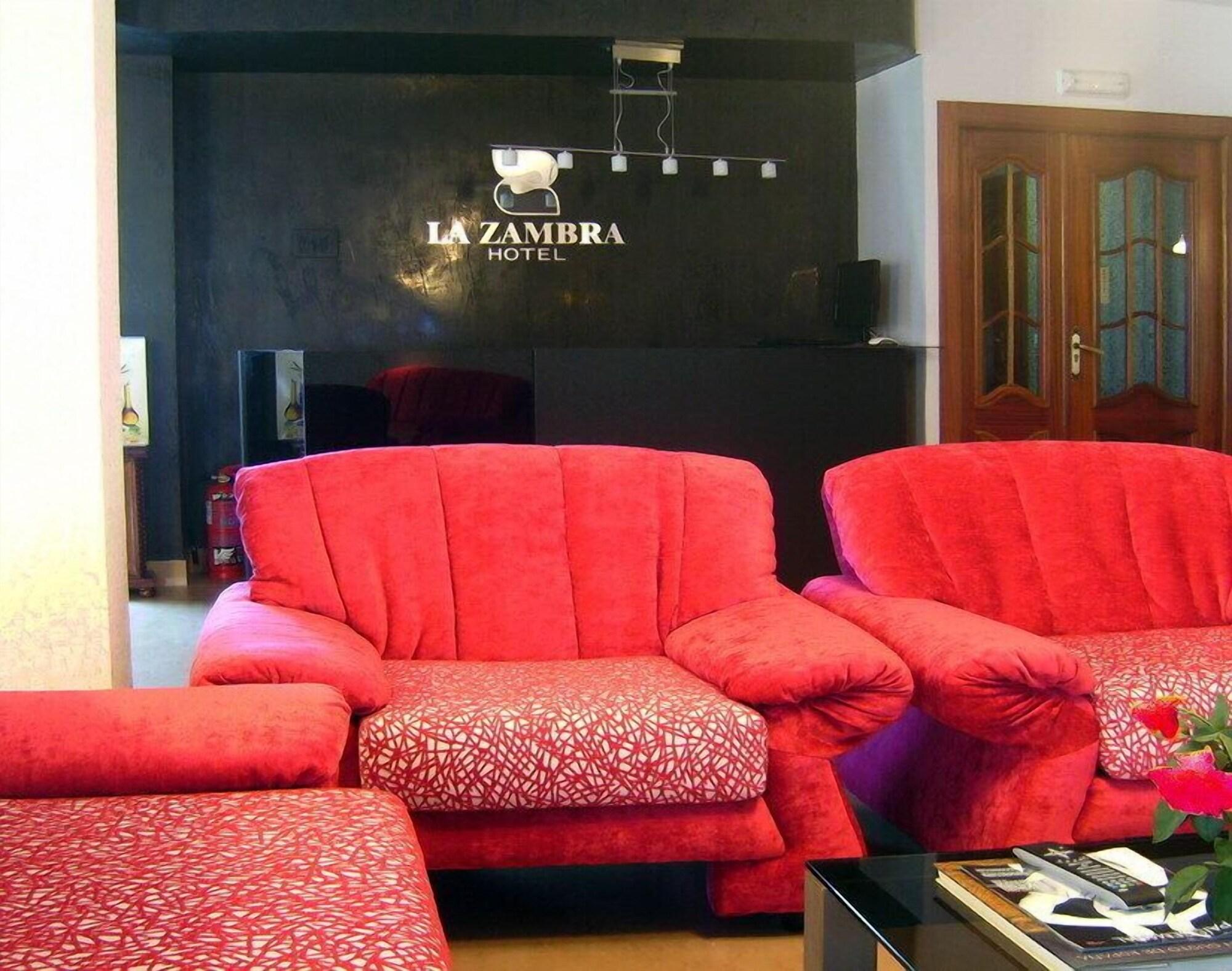 Comodidades del Alojamiento Hotel La Zambra