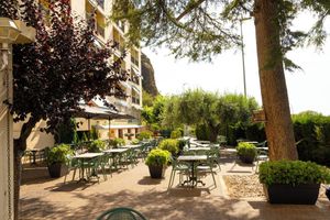 Alojamiento - Balneario De Fitero - Hotel Bécquer