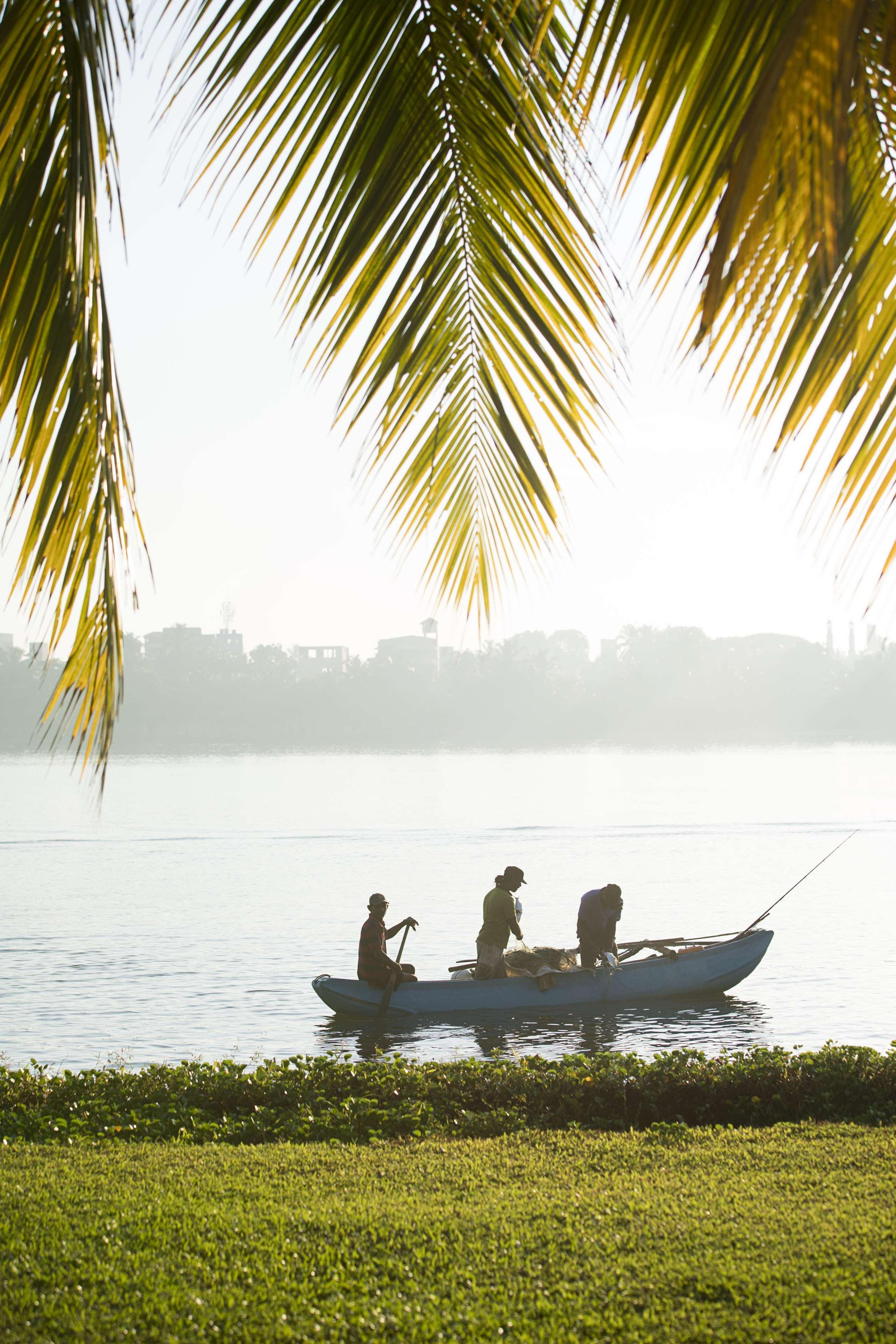 Vista Exterior Avani Kalutara
