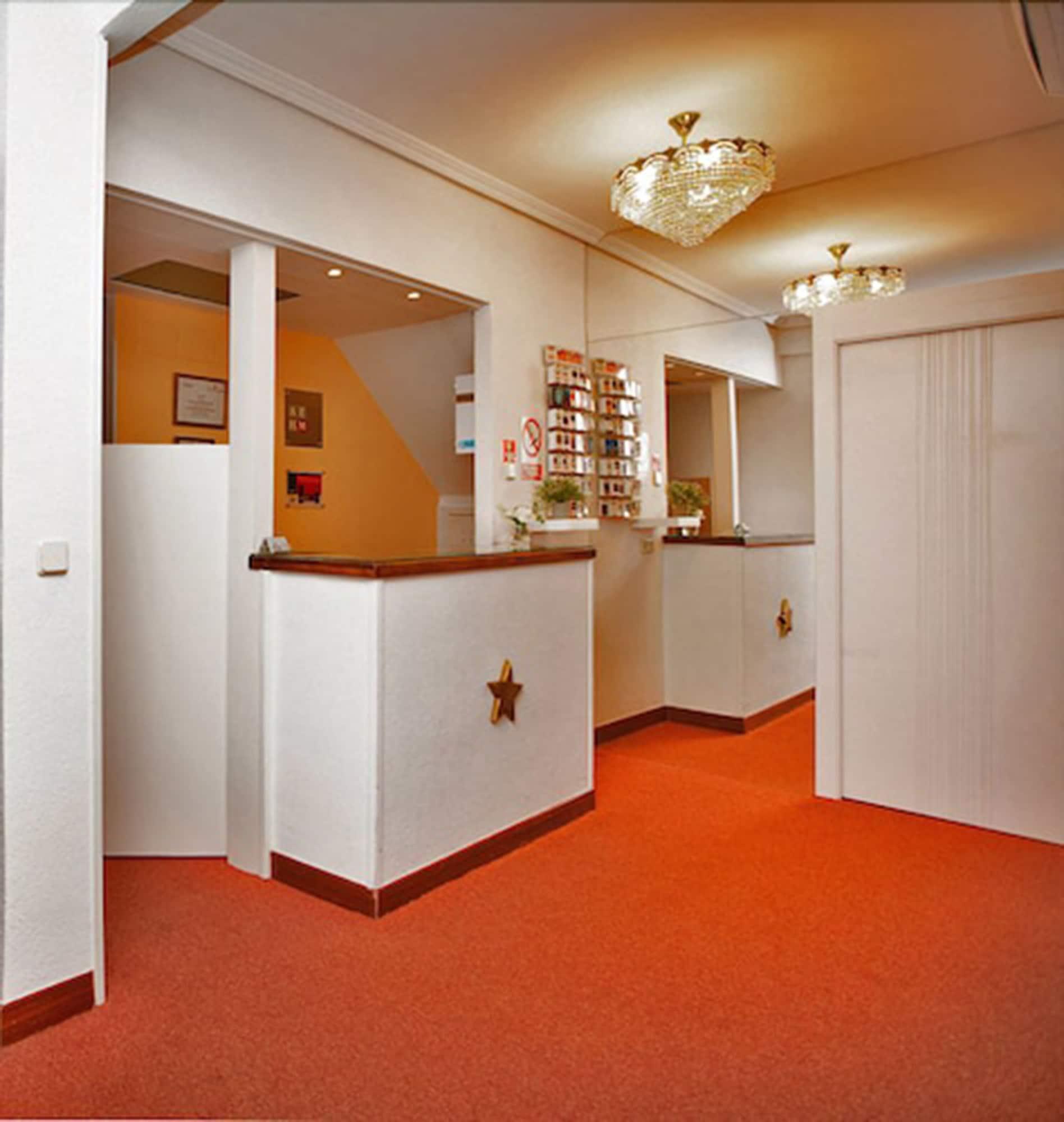 Vista Lobby Hostal Los Alpes