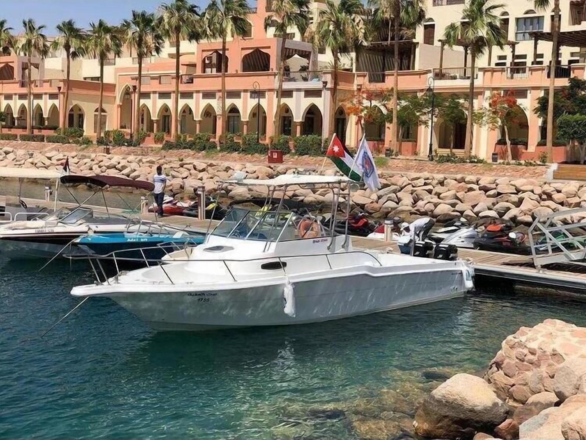 Playa Bait Alaqaba dive center resort