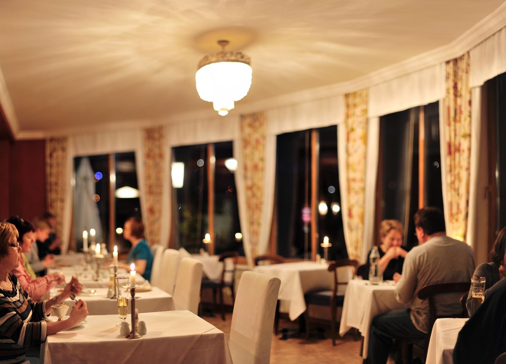 Restaurant Villa Excelsior Hotel Kurhaus