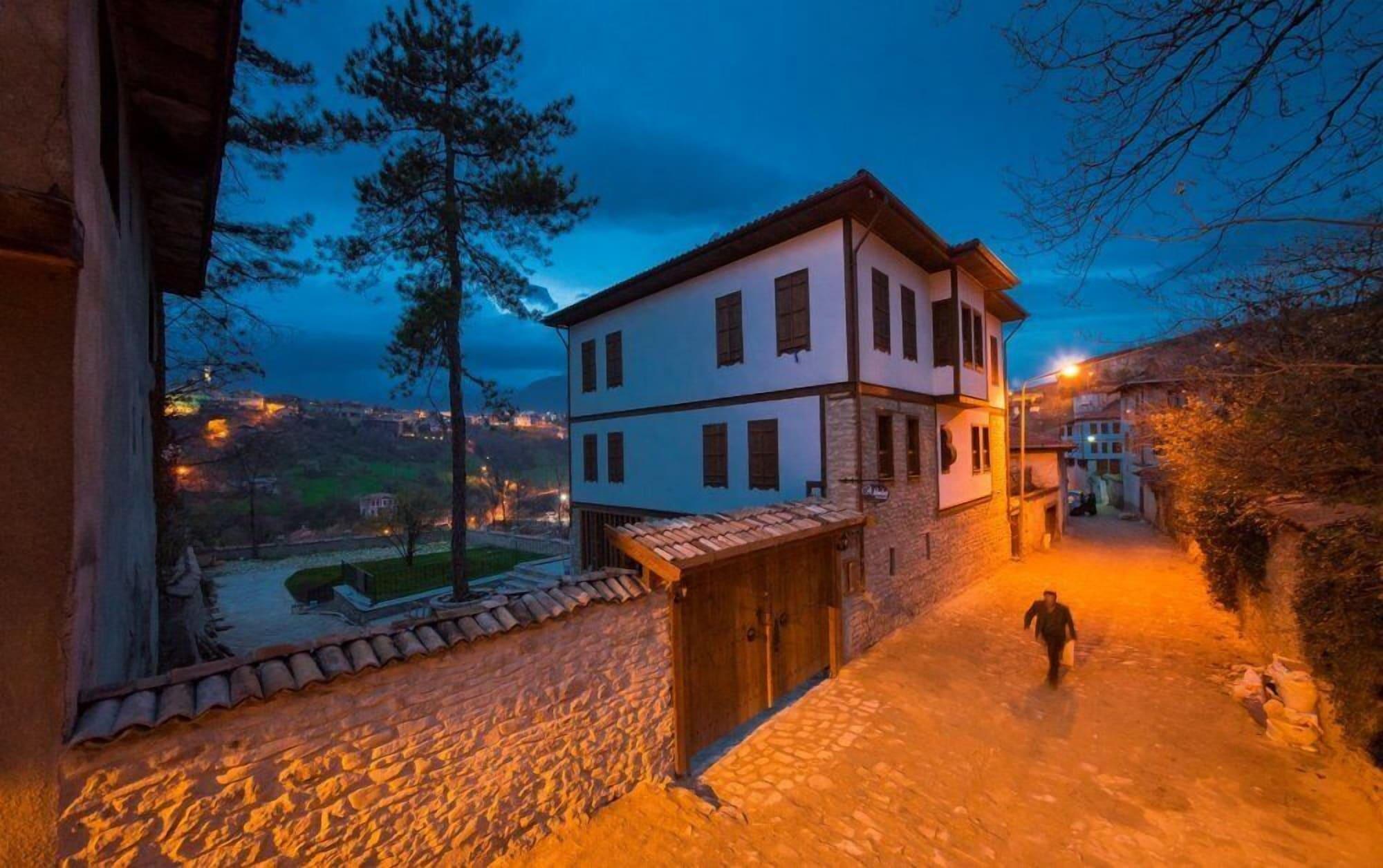 Vista Exterior Akbulut Konak