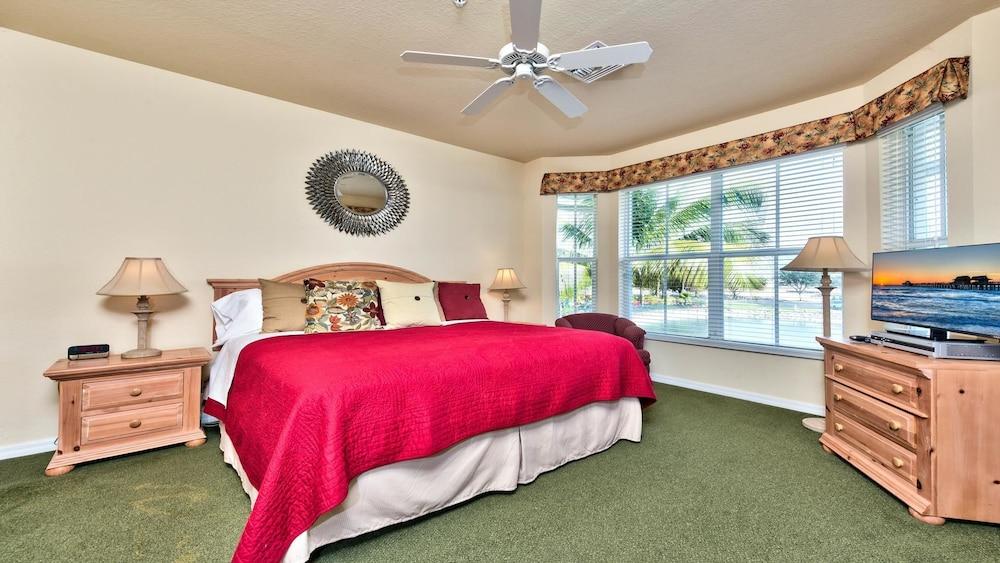 Quarto Casabella Golf 2 Bedroom Holiday Home by Naples Florida