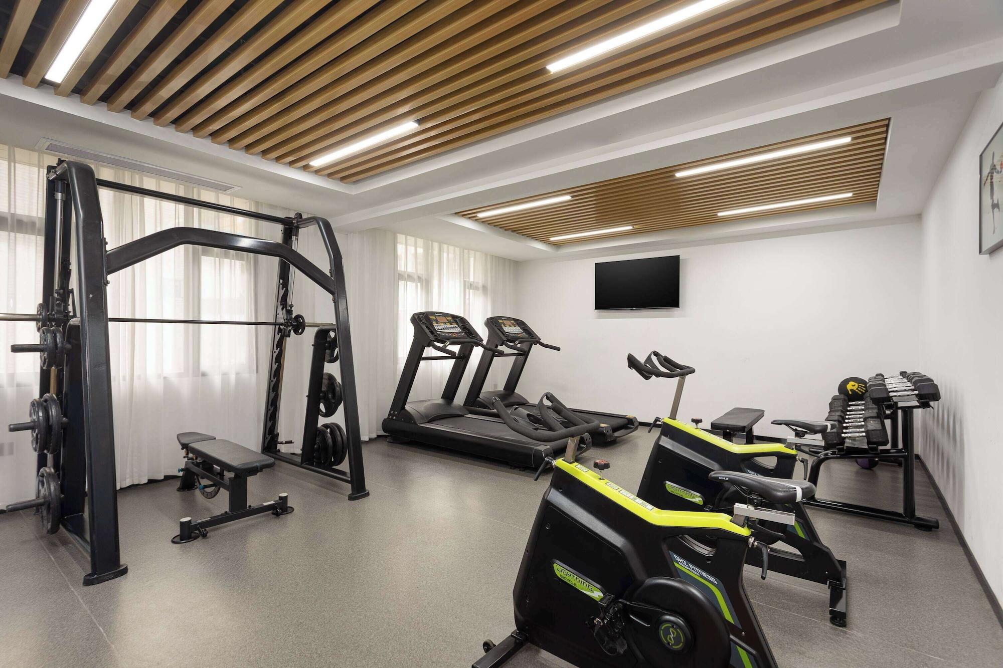 Gimnasio Days Inn By Wyndham Zunyi Conference Site