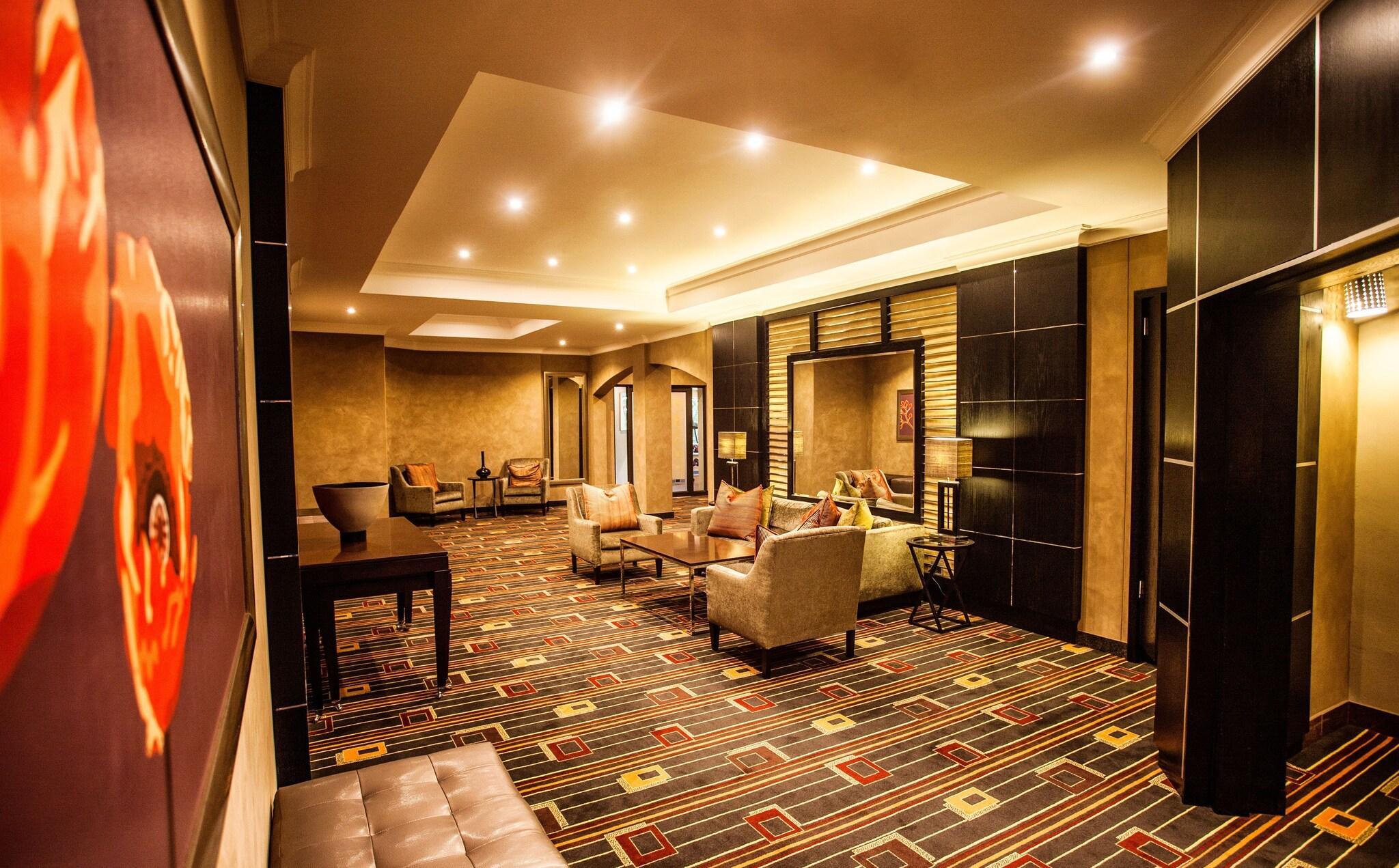 Vista Lobby Garden Court Or Tambo