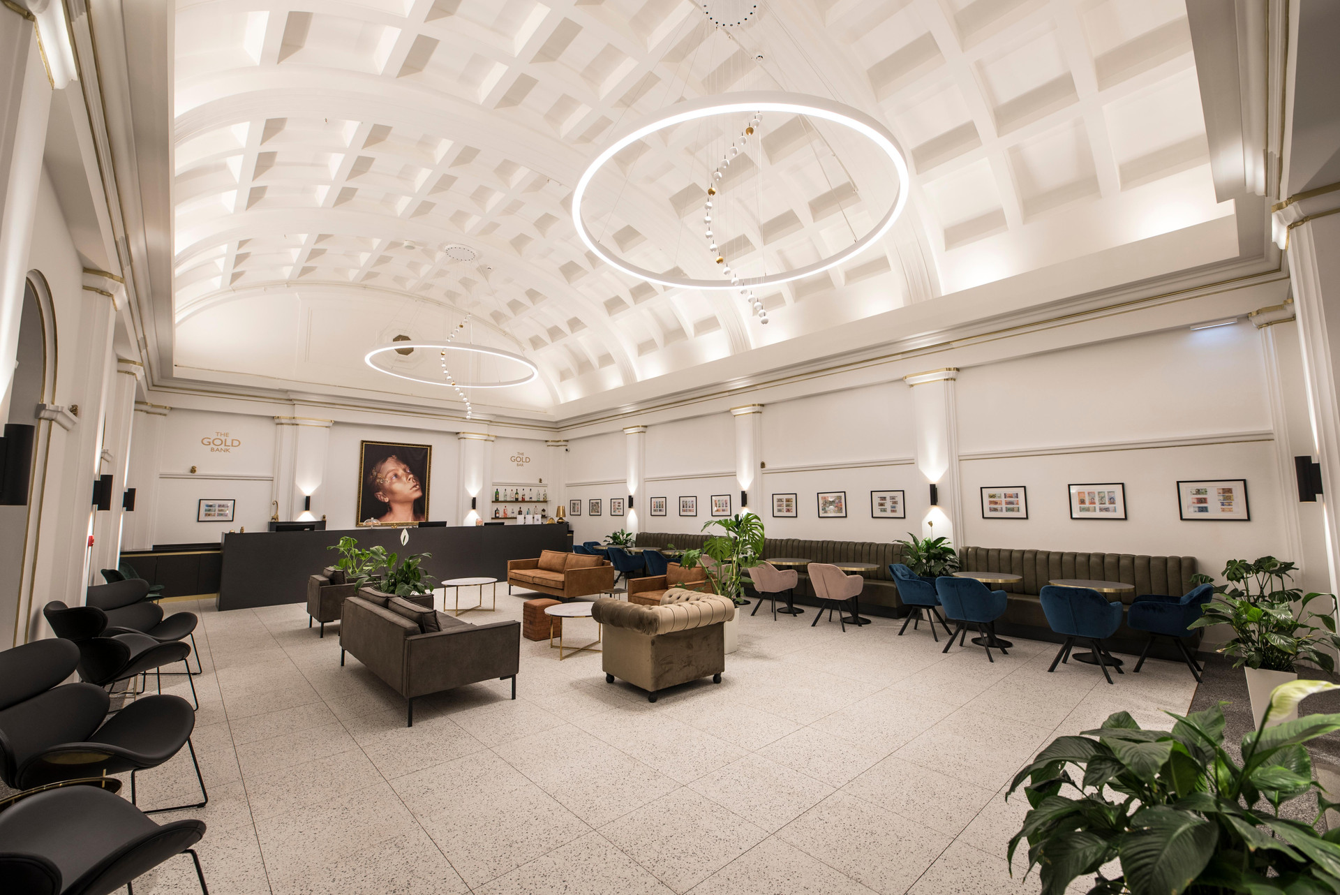 Vista Lobby The Gold Bank