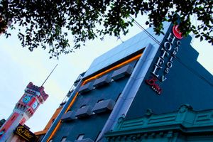 Alojamiento - Hotel Carlos V